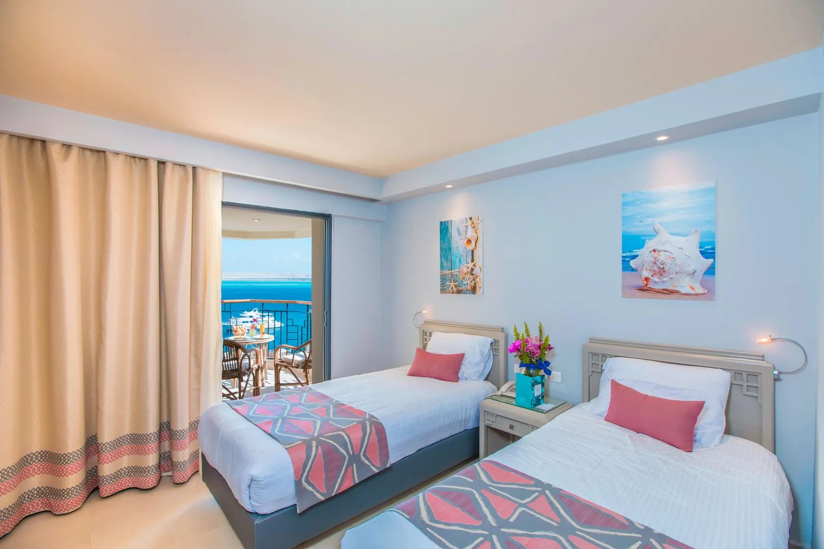 SUNRISE Holidays Resort (Adults Only)