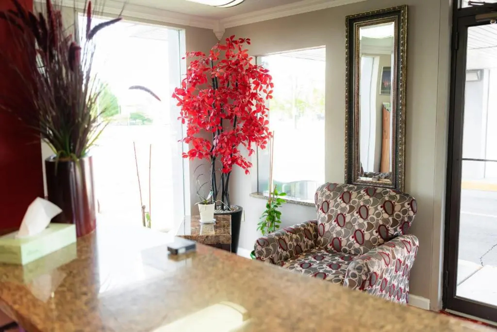 Spencer Inn and Suites