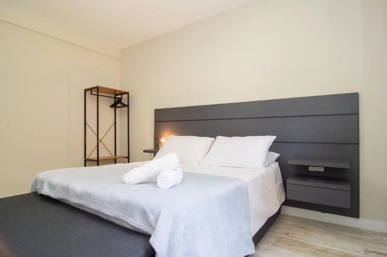 Vila Florida: Quadra Mar Nos Ingleses Norte Tc4747