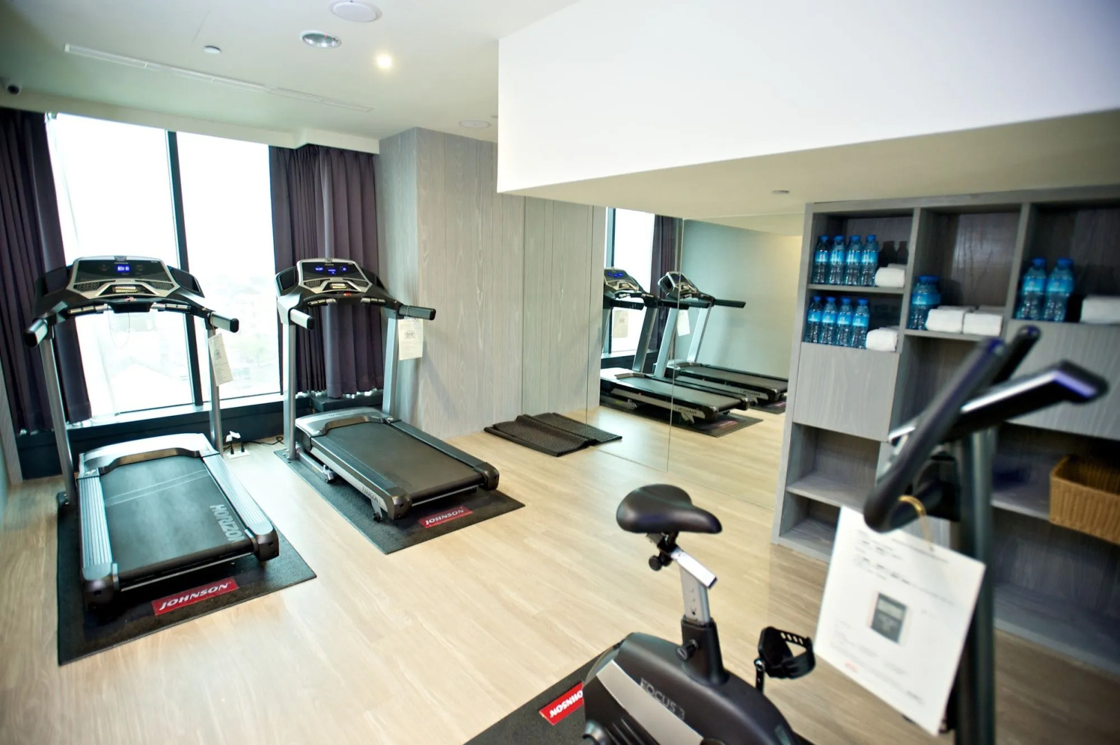 FX Hotel Tainan MinSheng Road Branch