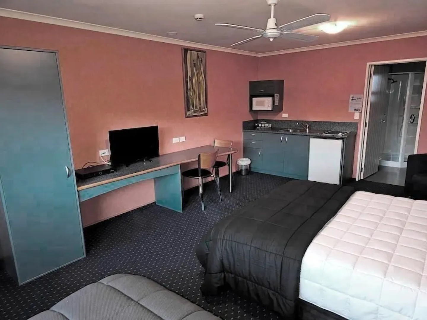 Bay City Motor Lodge