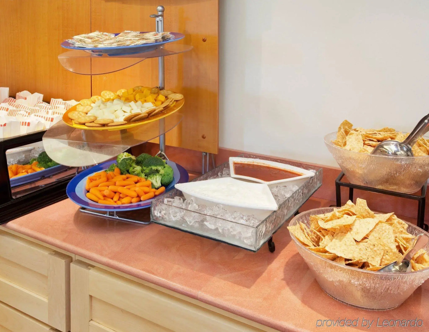 Holiday Inn Express and Suites Modesto by IHG