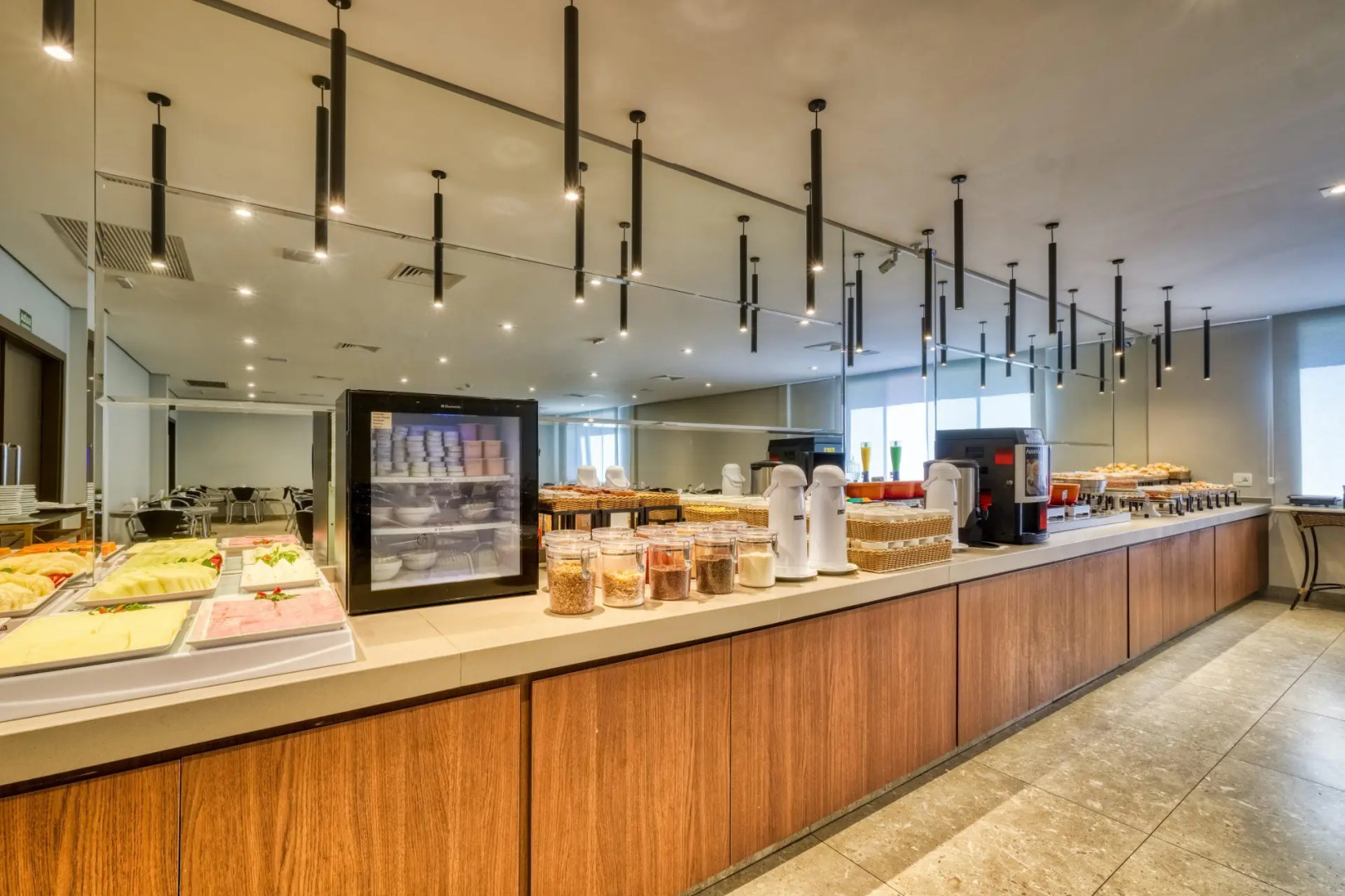 Hotel Nacional Distributed by Intercity