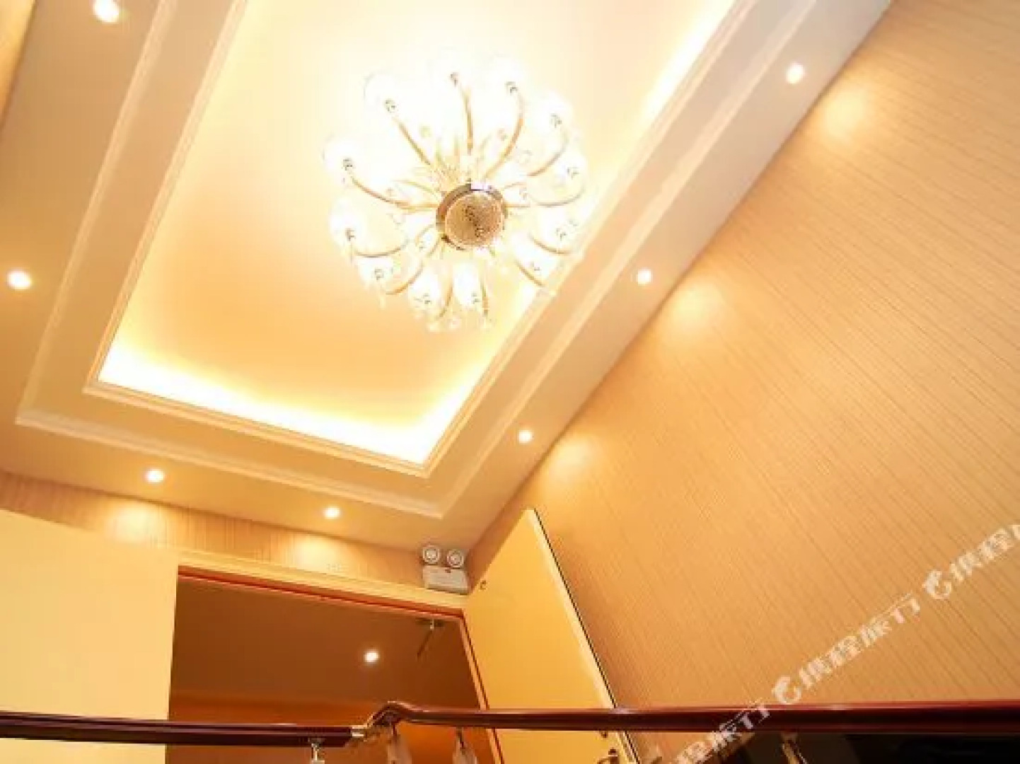 Yuelang Pinzhi Hotel Jilin East Gate