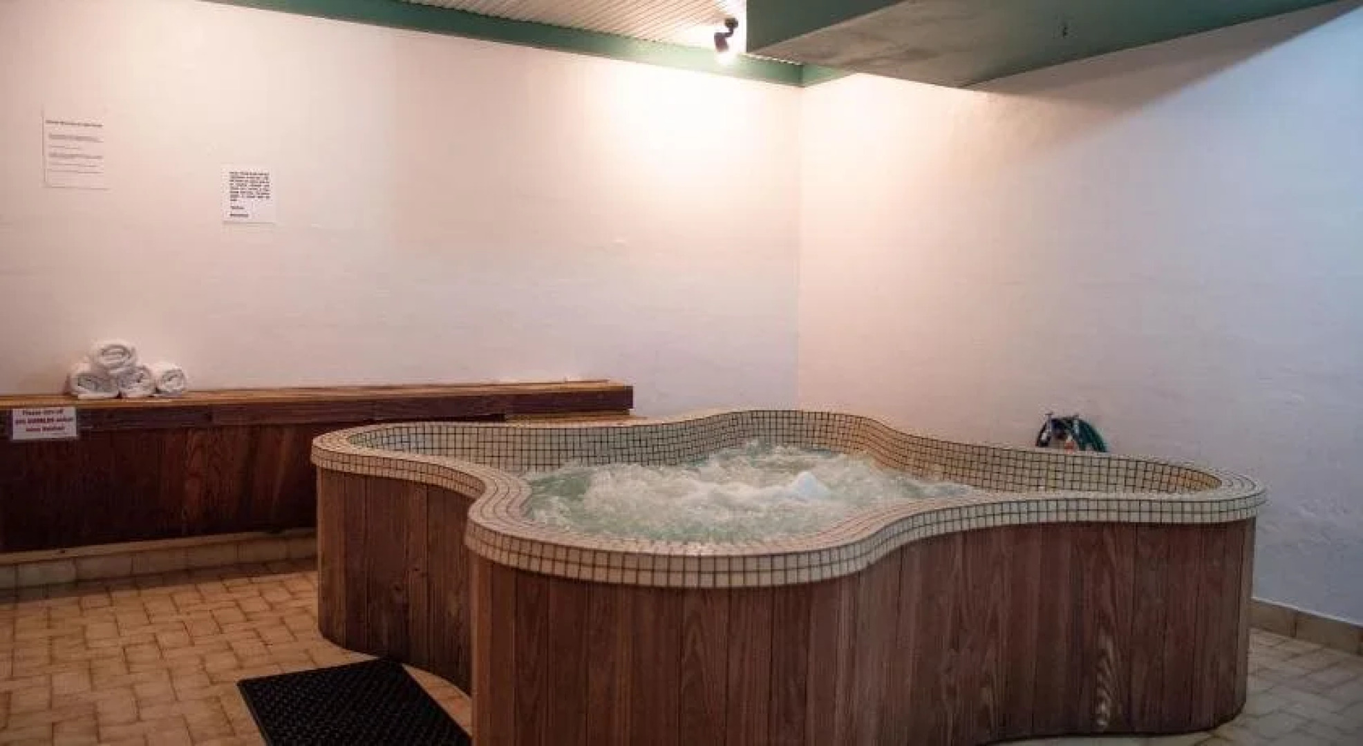 Trackers Falls Creek Lodge Accommodation