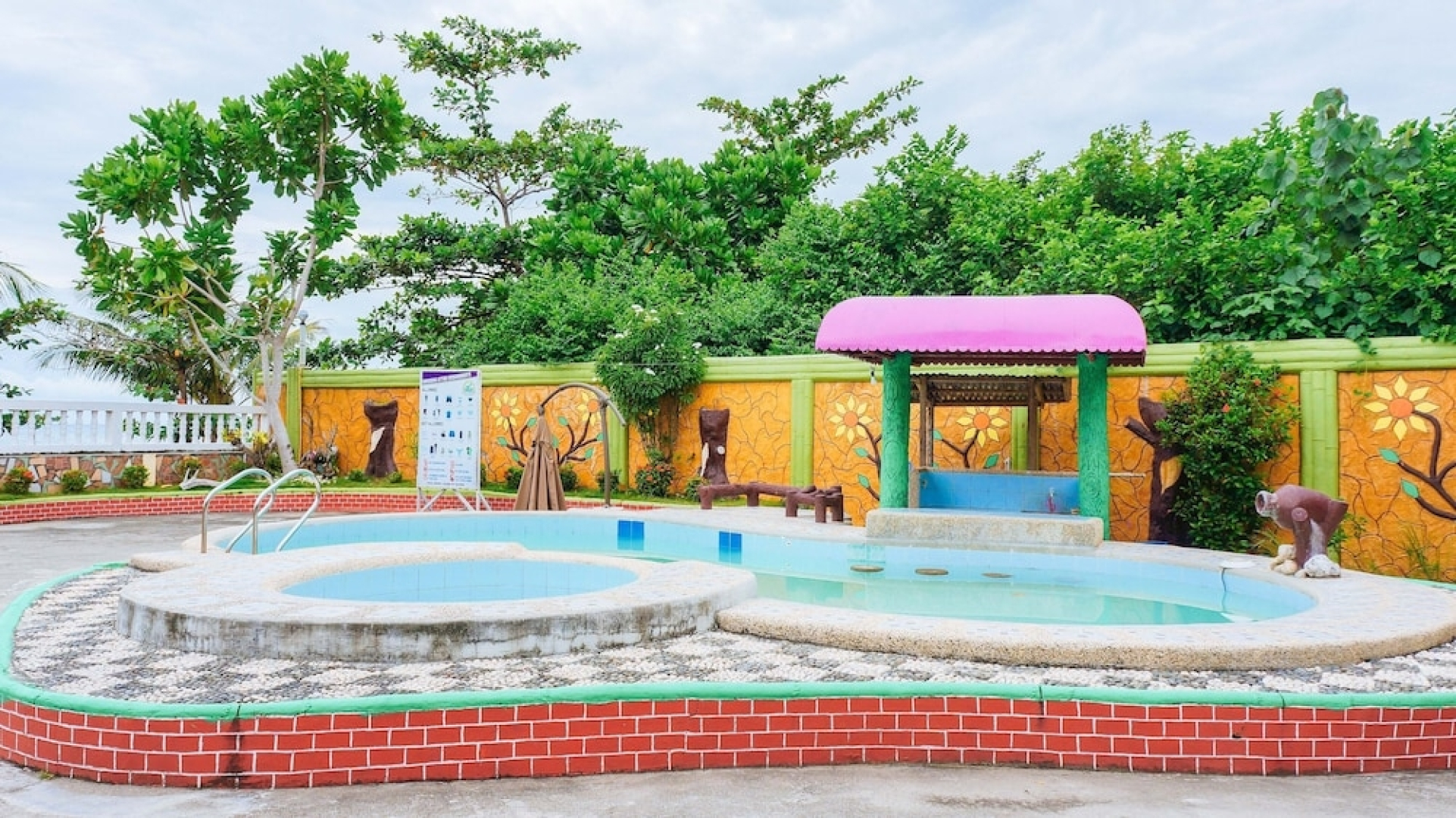 RedDoorz Plus @ Valencia Bohol