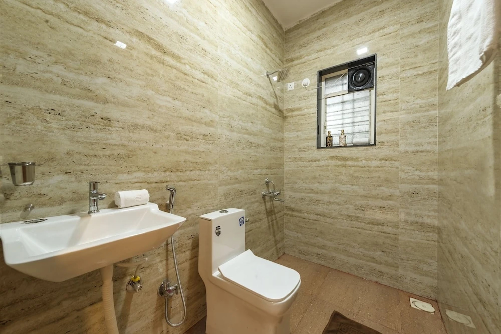 CosmicStays Casa Ivory Pool Villa Mulshi