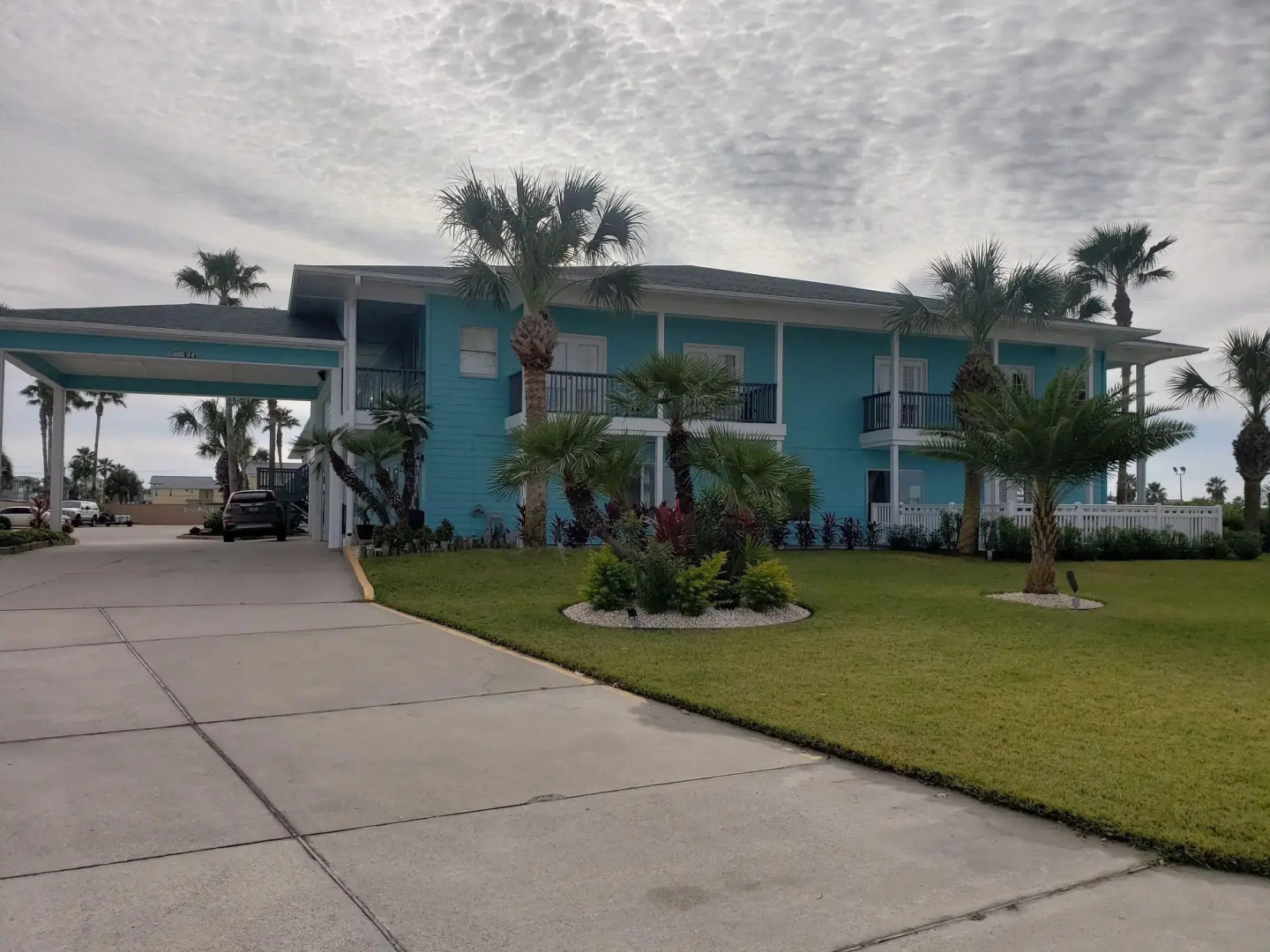 Mariner Inn and Suites