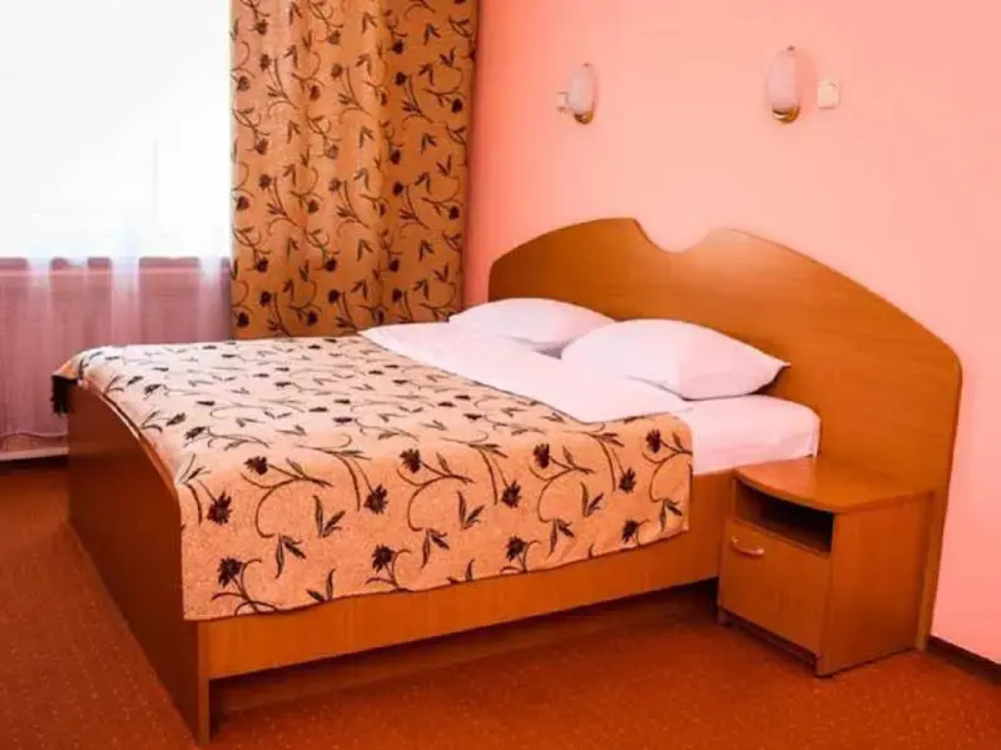 Отель Галерея