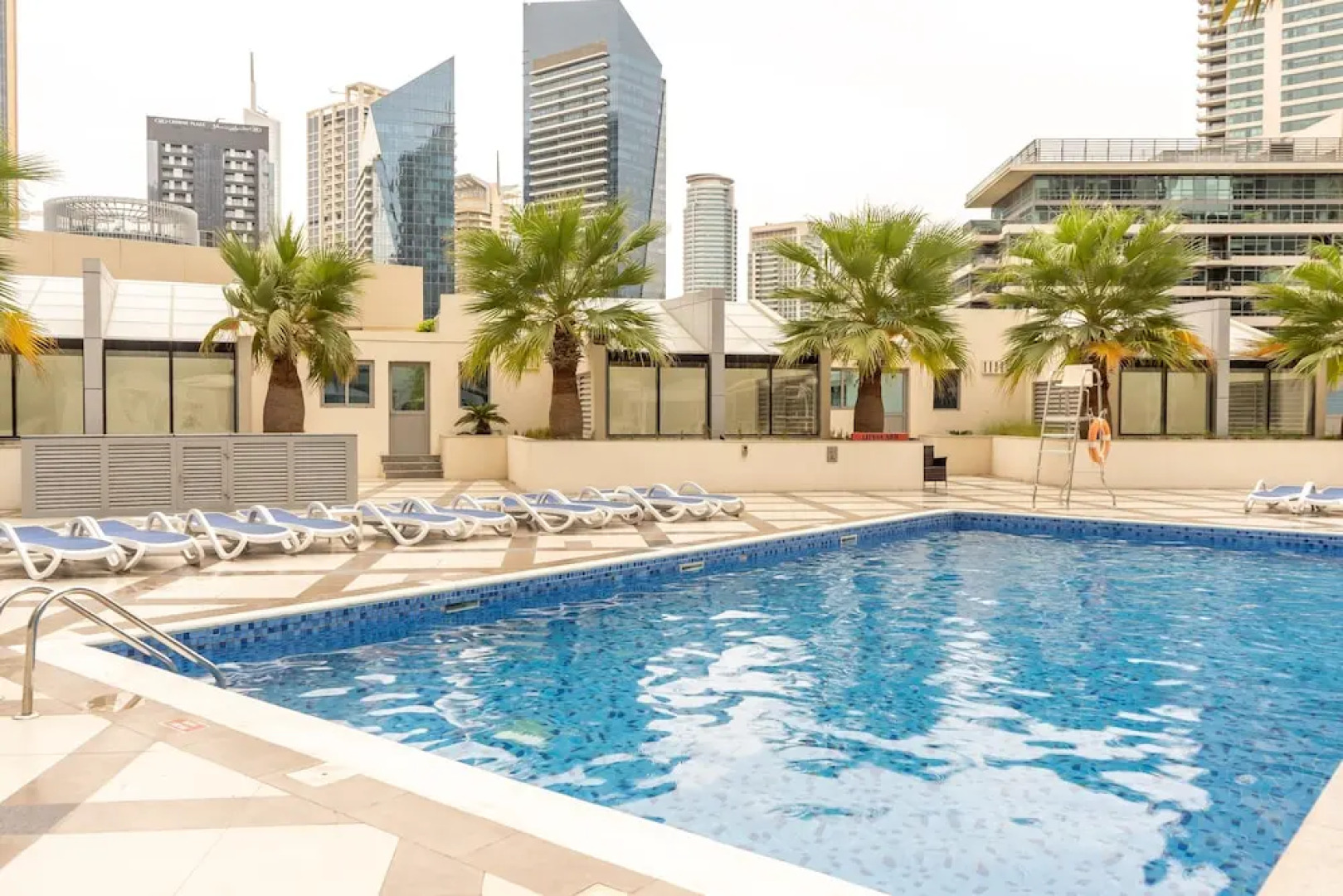 HiGuests - Bay central