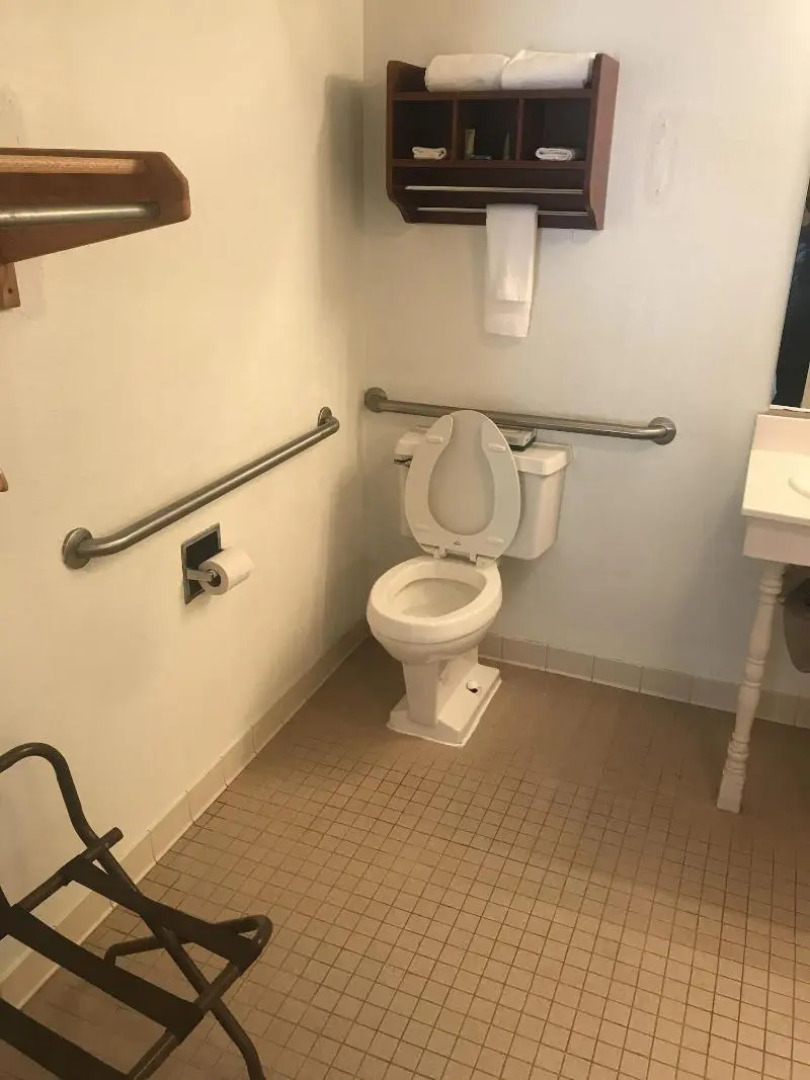 Best Western White Columns Inn