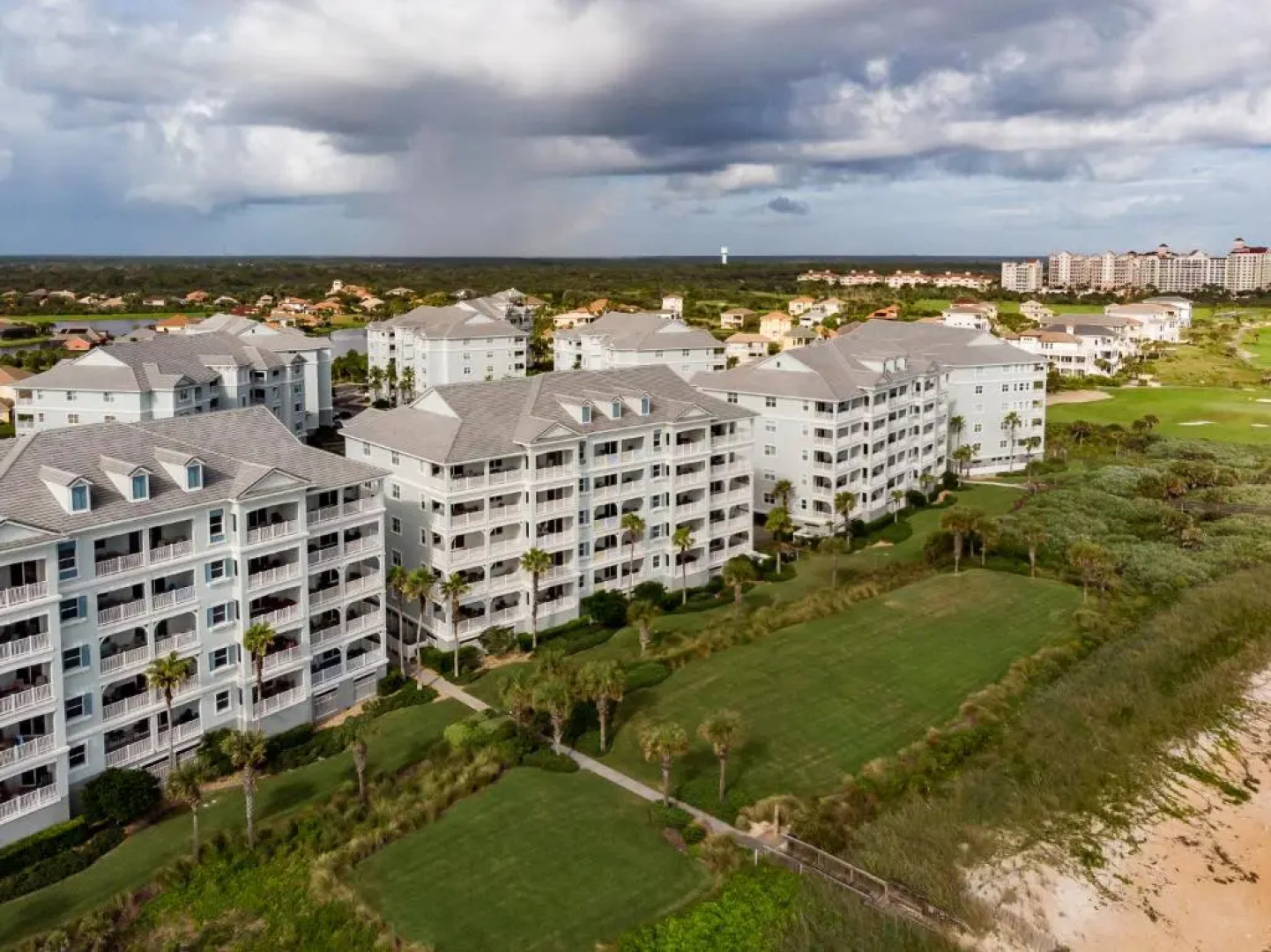 851 Cinnamon Beach, 3 Bedroom, Sleeps 6, Ocean Front, 2 Pools, Elevator