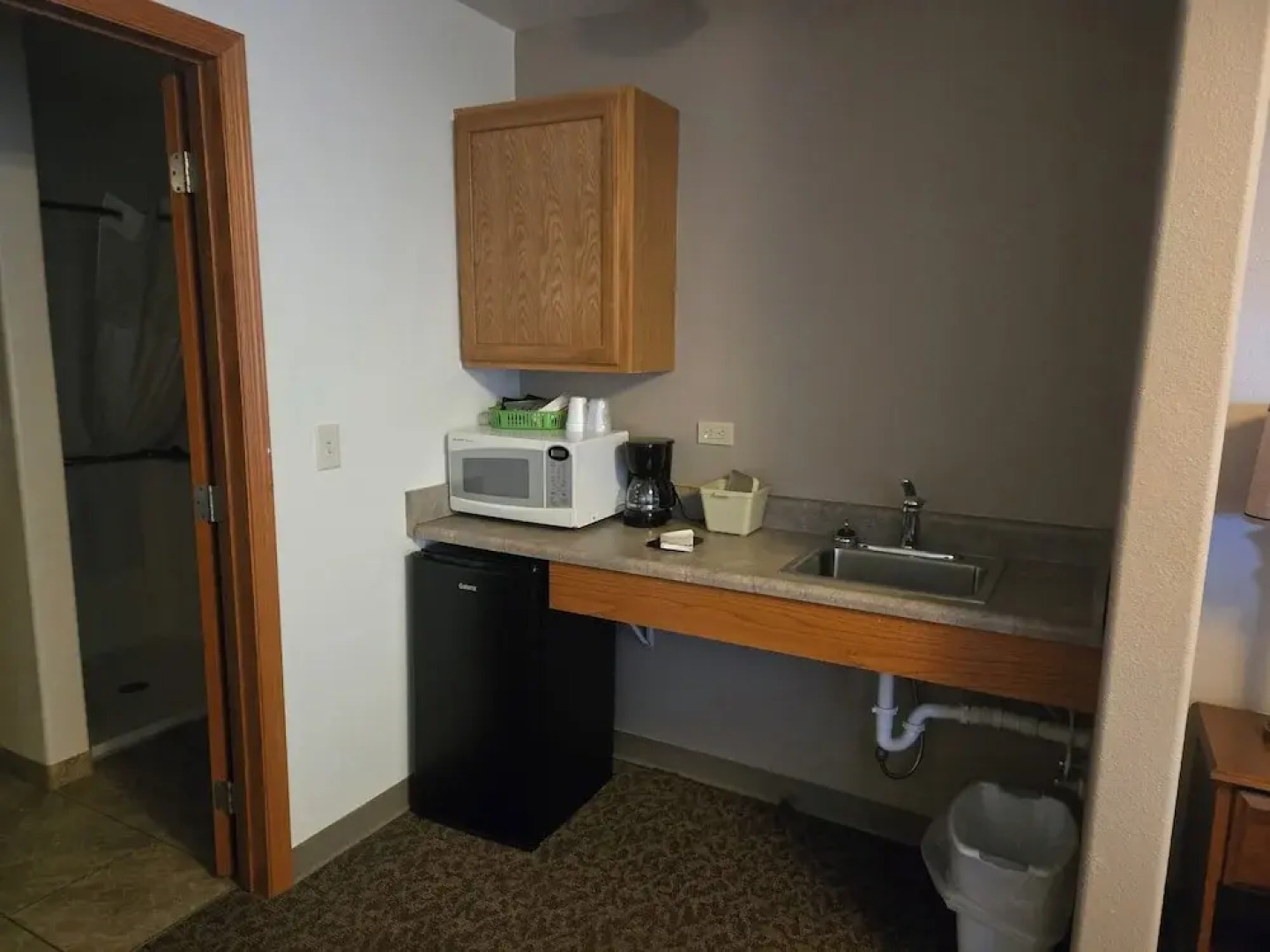 Hanks Reno Junction Lodge