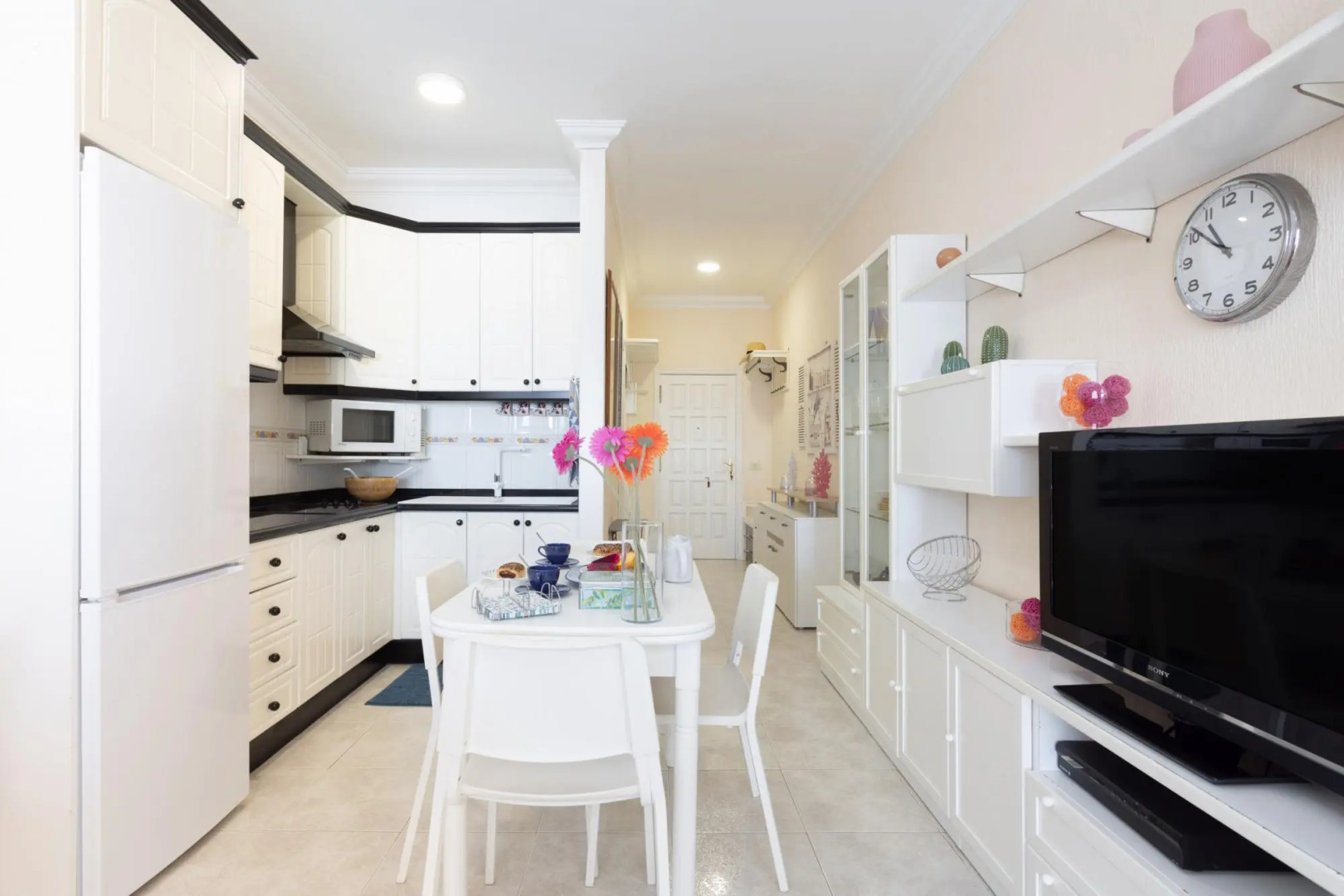 Home2Book Beach Front Las Gaviotas