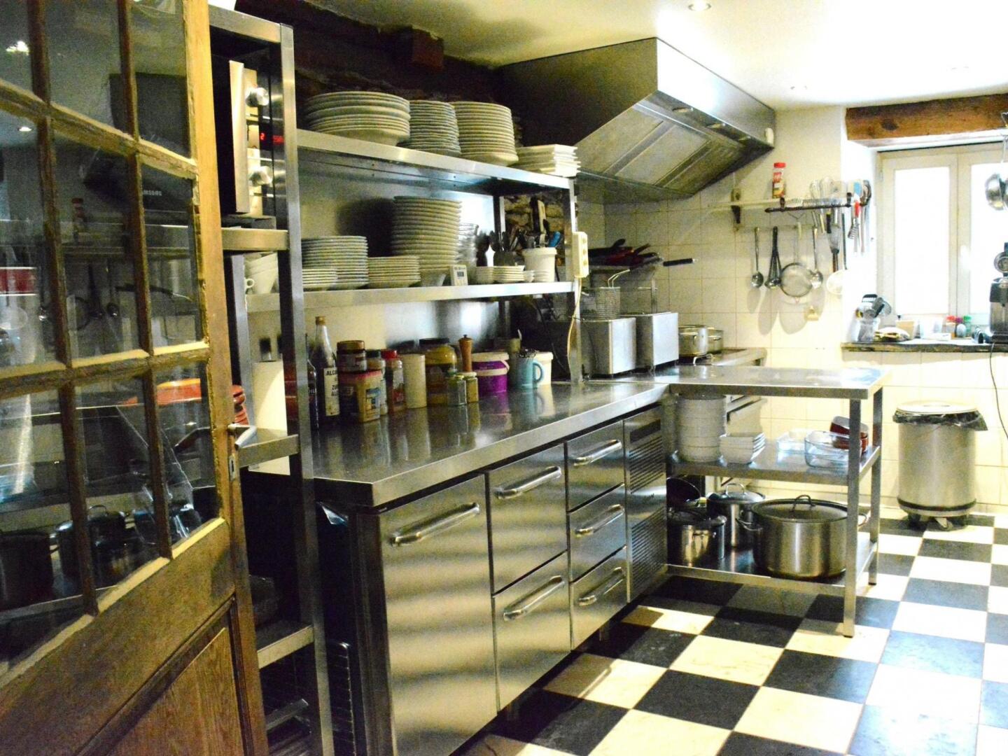 Charming Holiday Home In Bièvre With Sauna