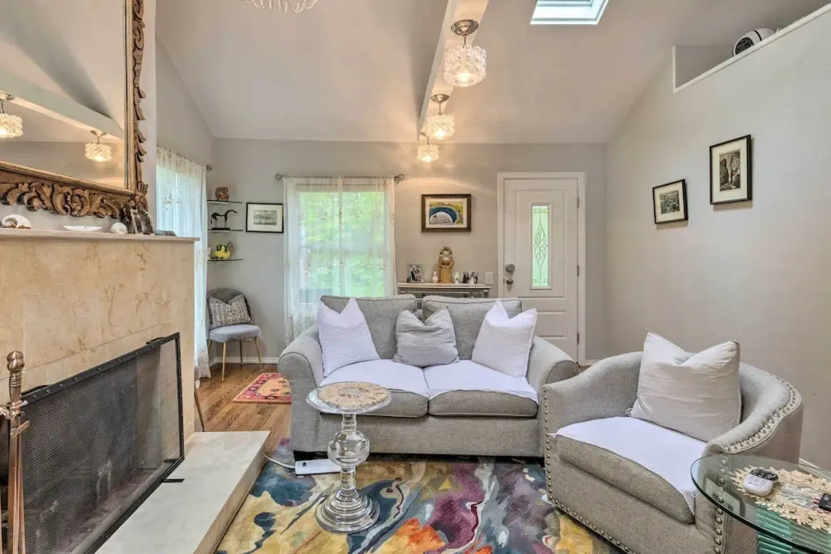 Cute East Hampton Cottage w/ Patio - Walk to Beach