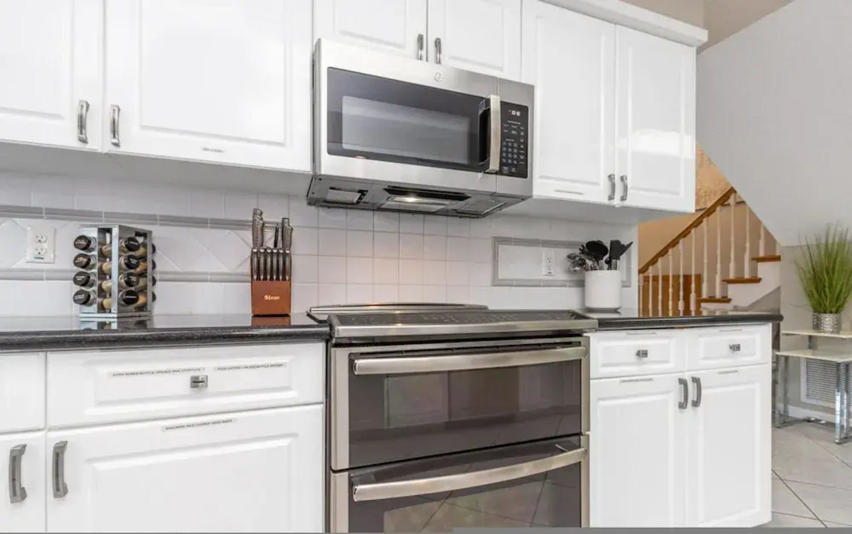 Azule - Waterfront Villa With Private Dock