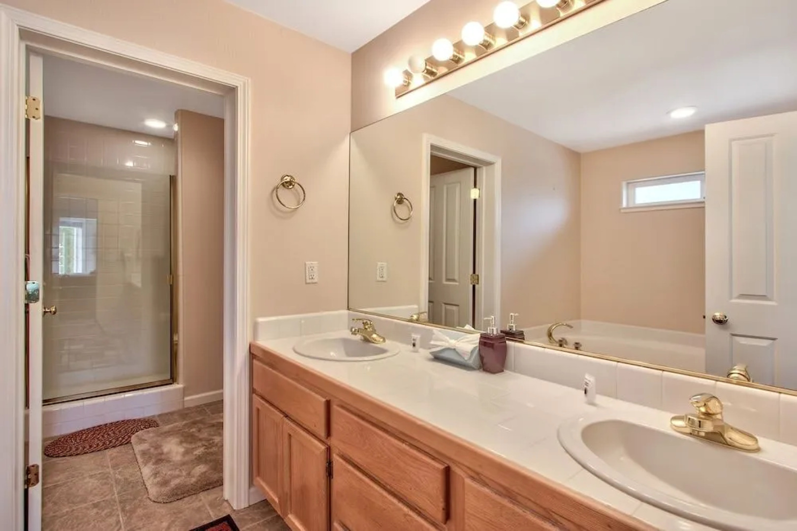 Keys Lagoon Retreat By RedAwning