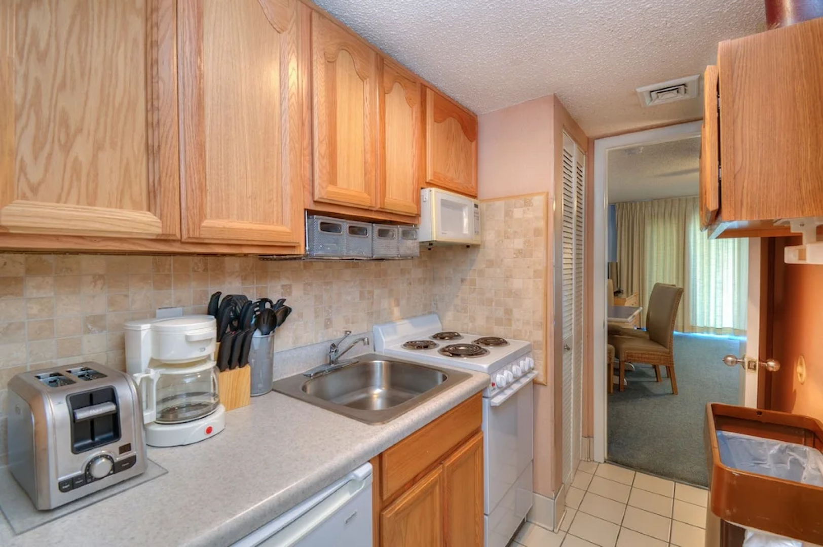 Dunes Towers by Palmetto Vacations