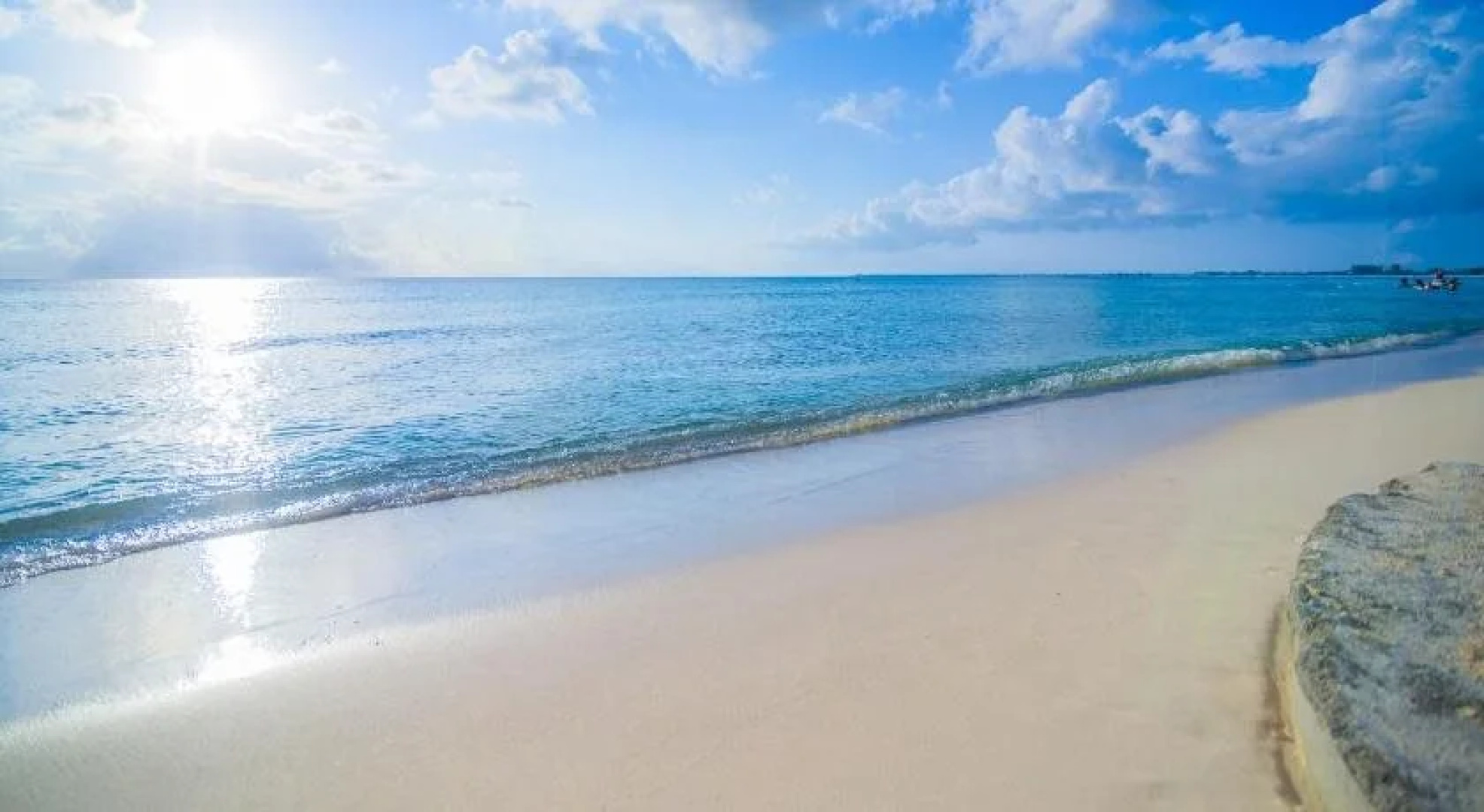 7 Mile Beach Resort & Club