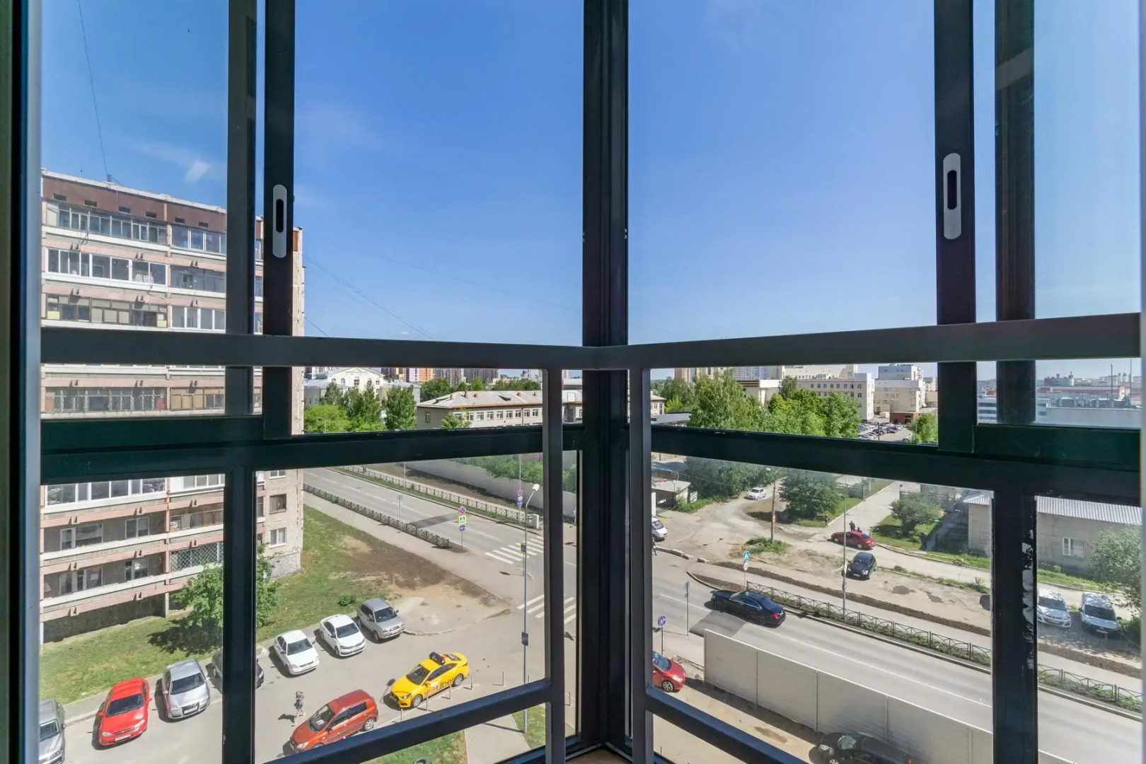 Хорошего дня на улице Феофанова