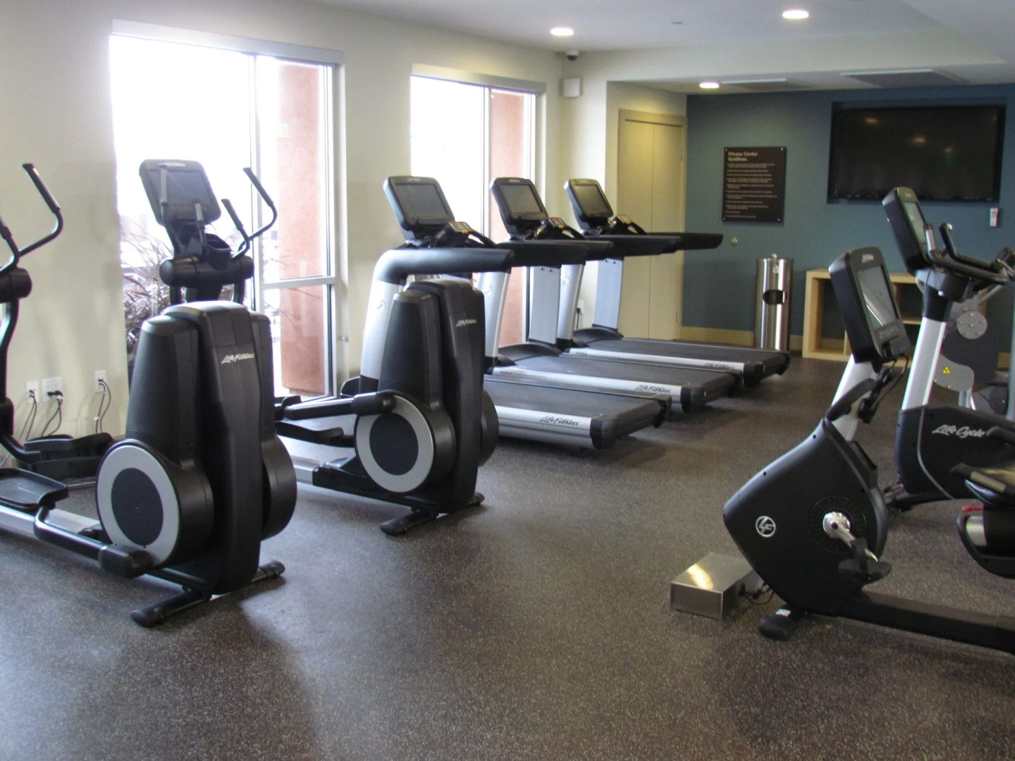 Cozy Place in Tahiti Way