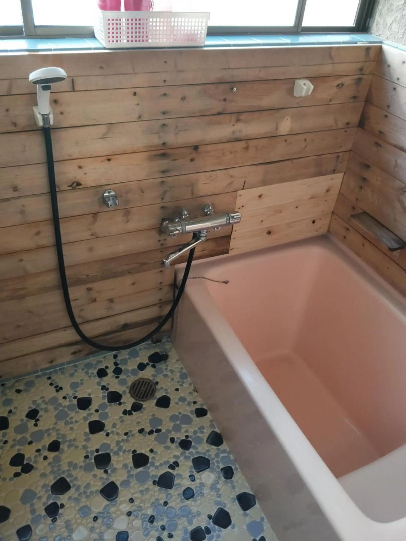Izu Hokkawa Seaside Guesthouse 伊豆北川の家