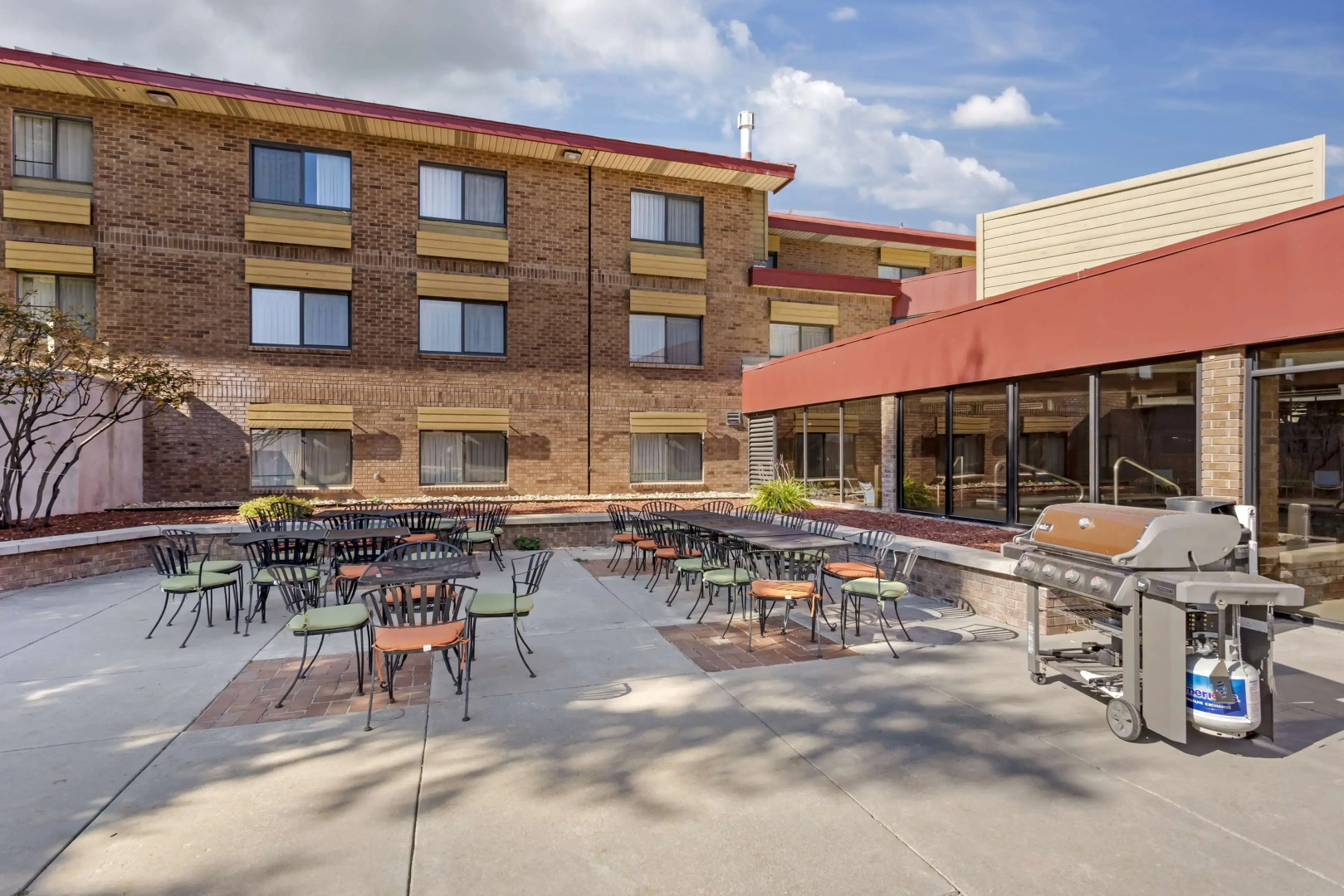 Best Western Plus Landmark Inn