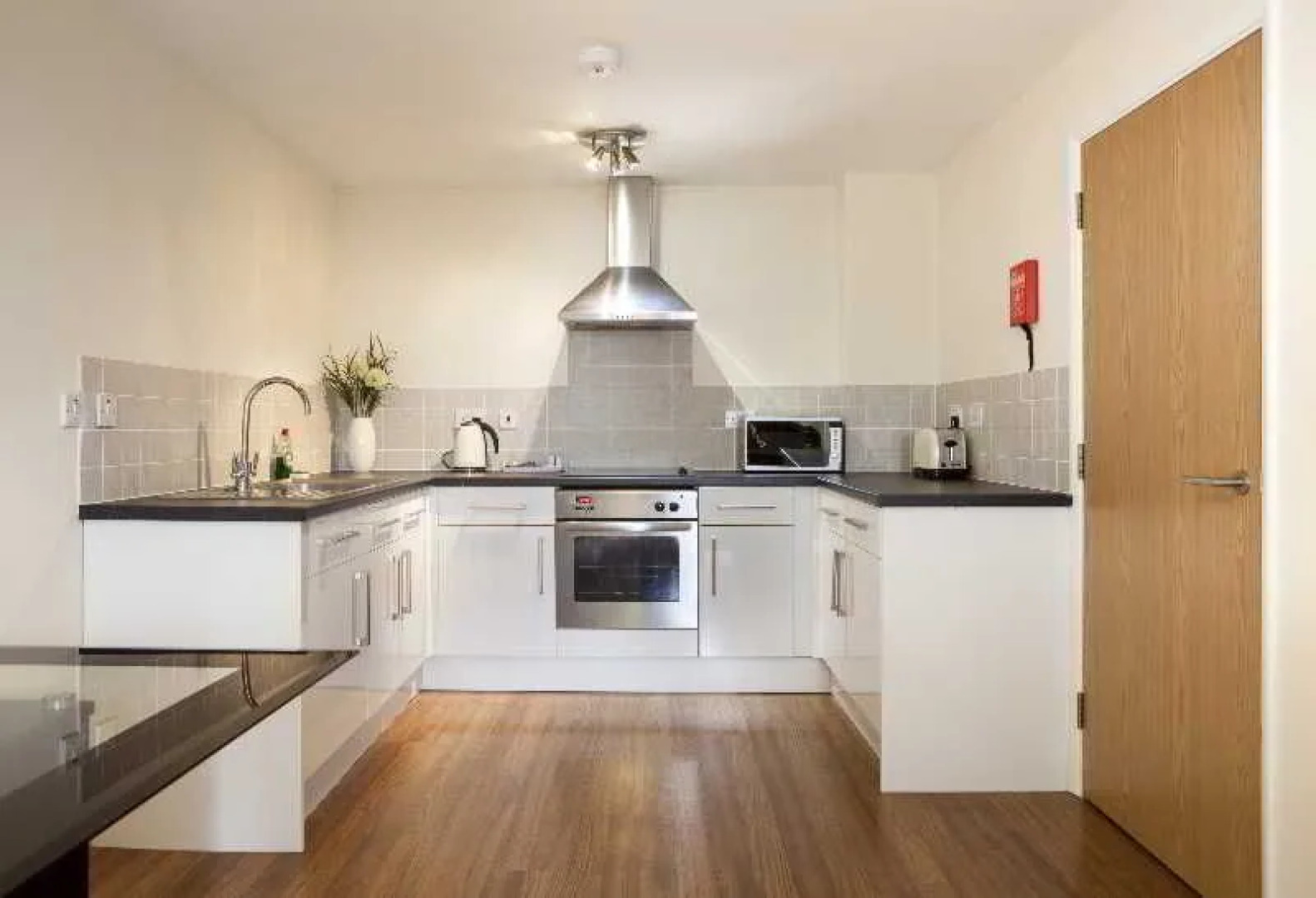 Cheltenham Plaza - Bliss Apartments