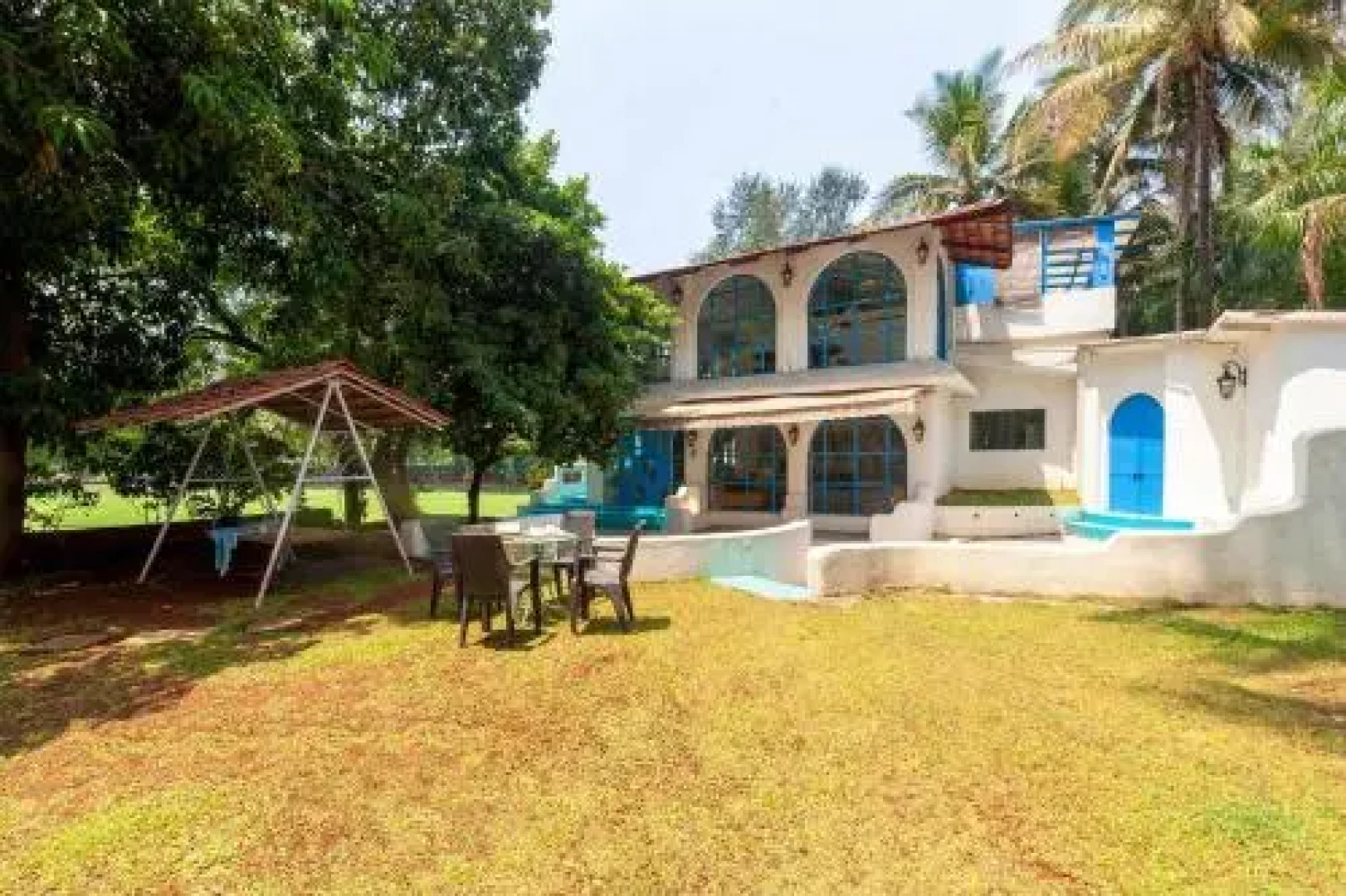 SaffronStays Casa Blanca