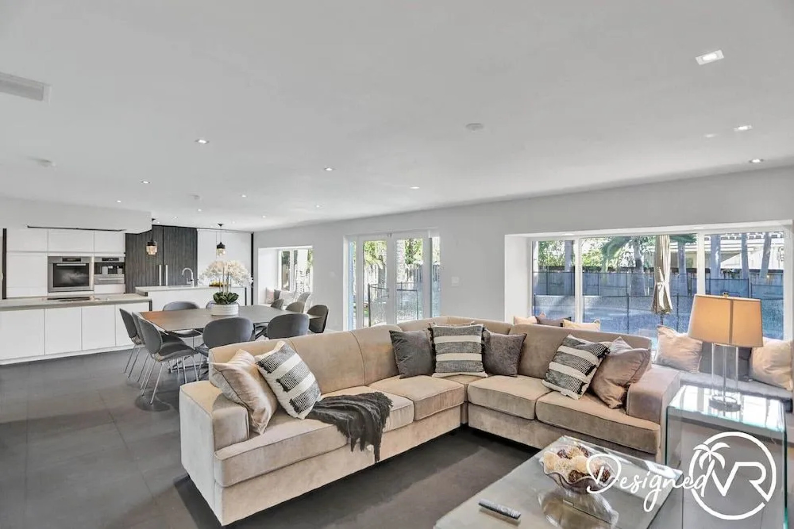 Stunning 5 BR with Heated Pool & Gaming