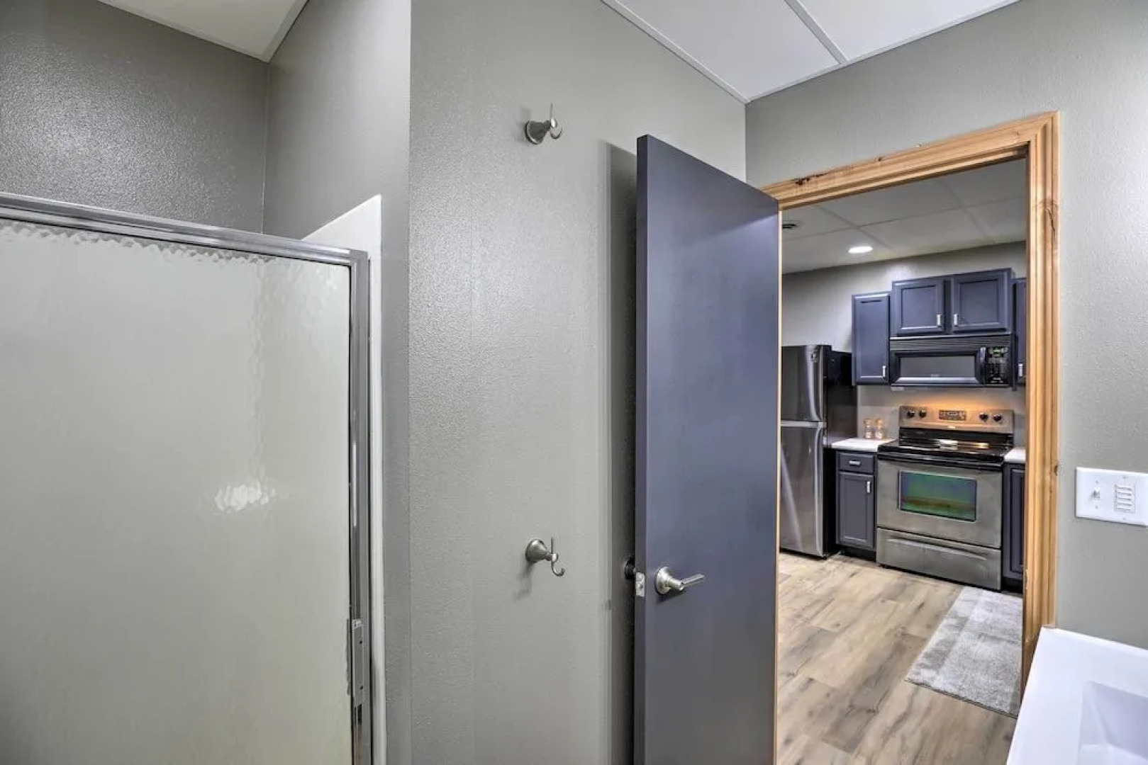 Modern Yankton Apartment Near Riverside Park!