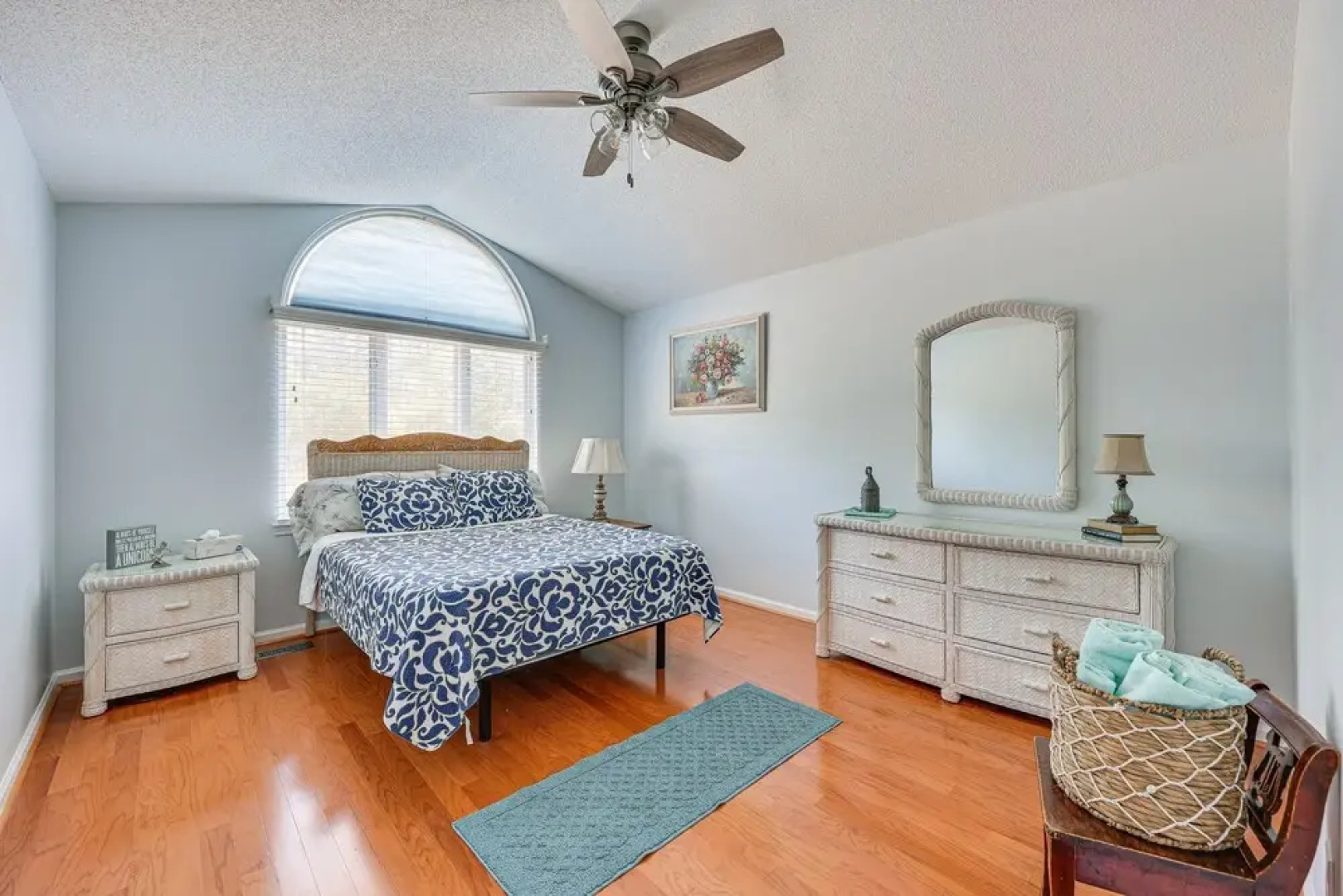 Cape Carteret Home ~ 3 Mi to Crystal Coast Beaches
