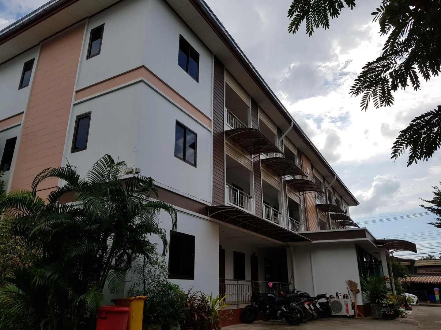 Chatchawan Apartment