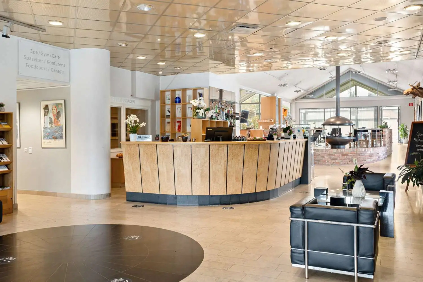 First Hotel Planetstaden - Dinner included