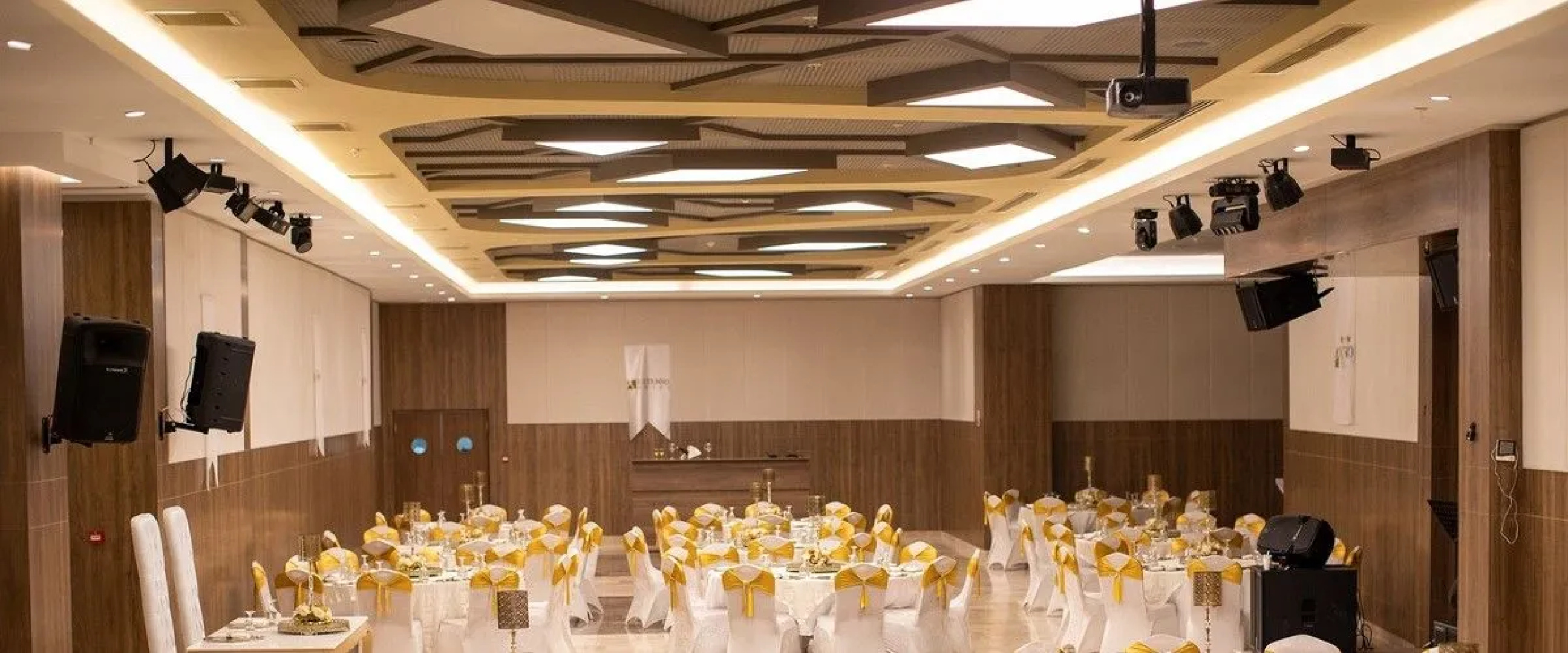 Engin Otel Izmir
