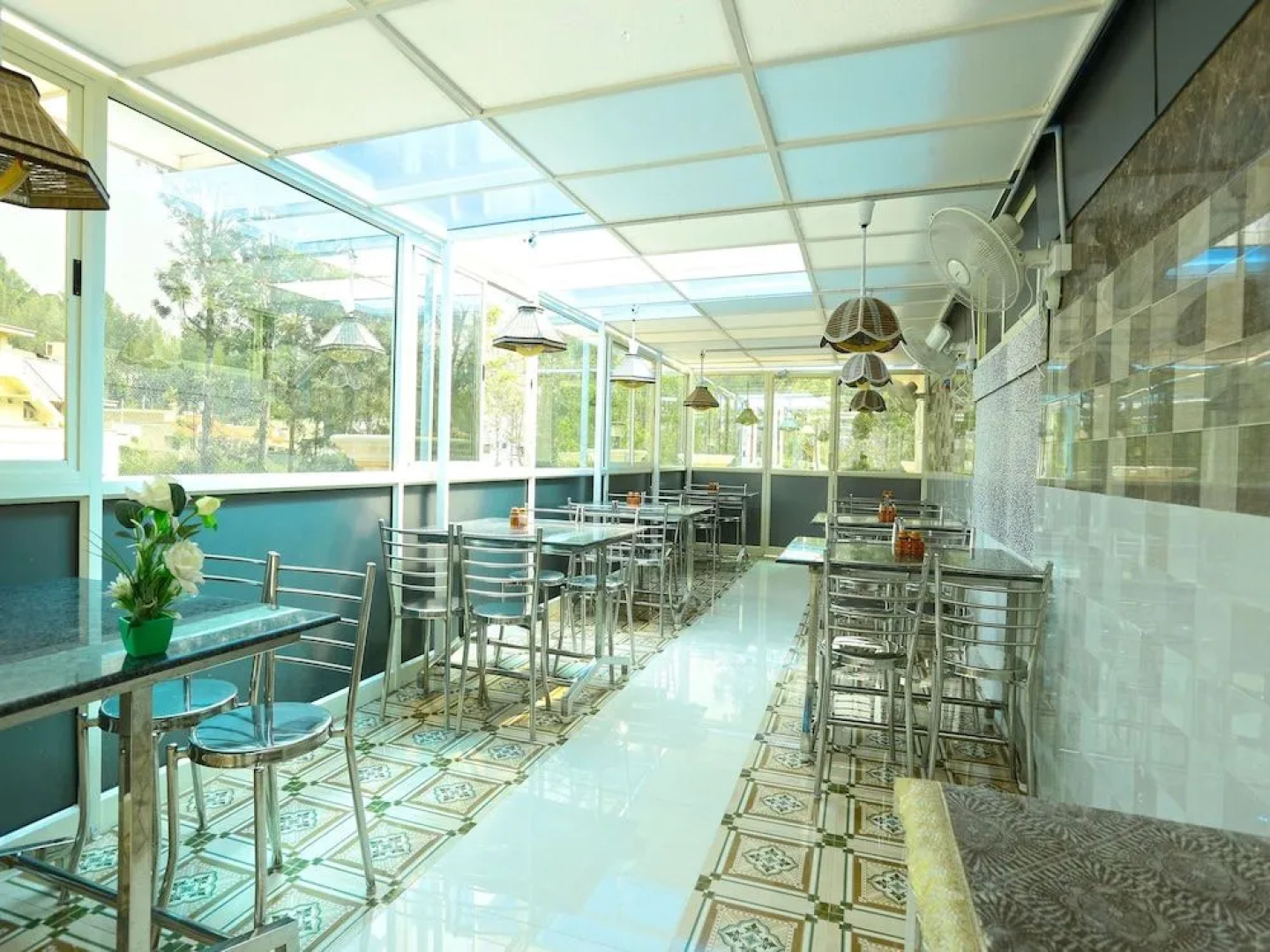 OYO 13087 Subam Hill Resort