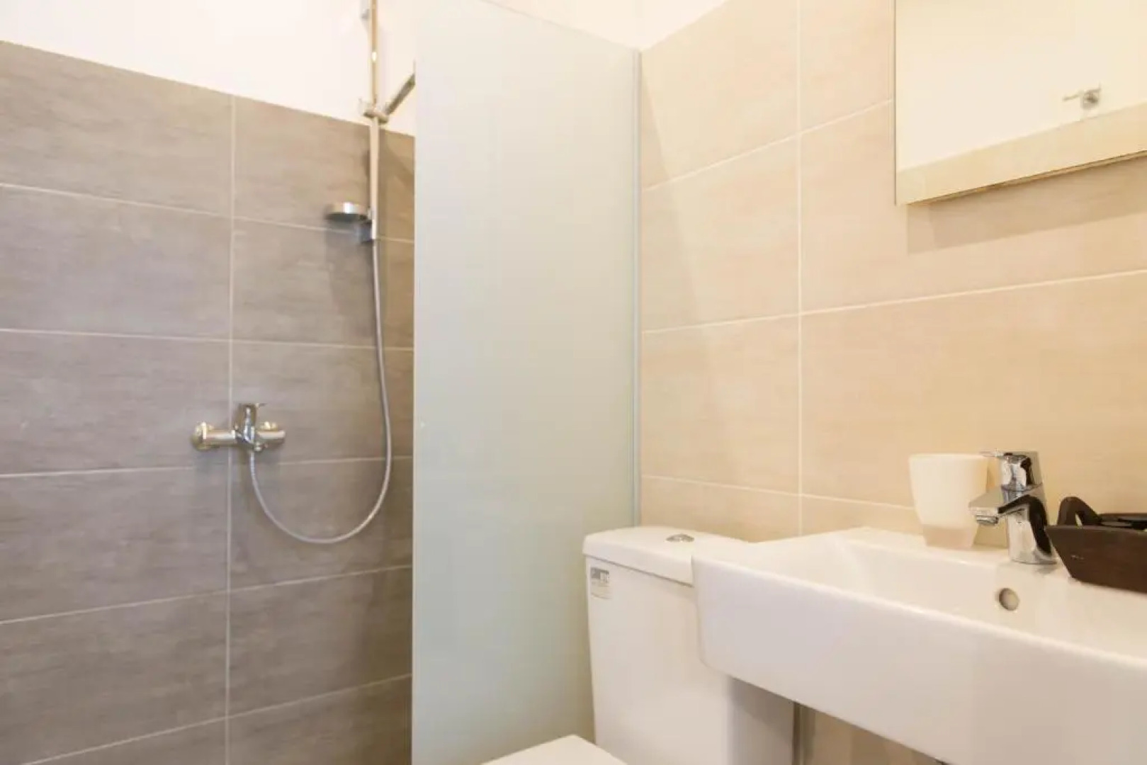 Aerides Boutique Rooms