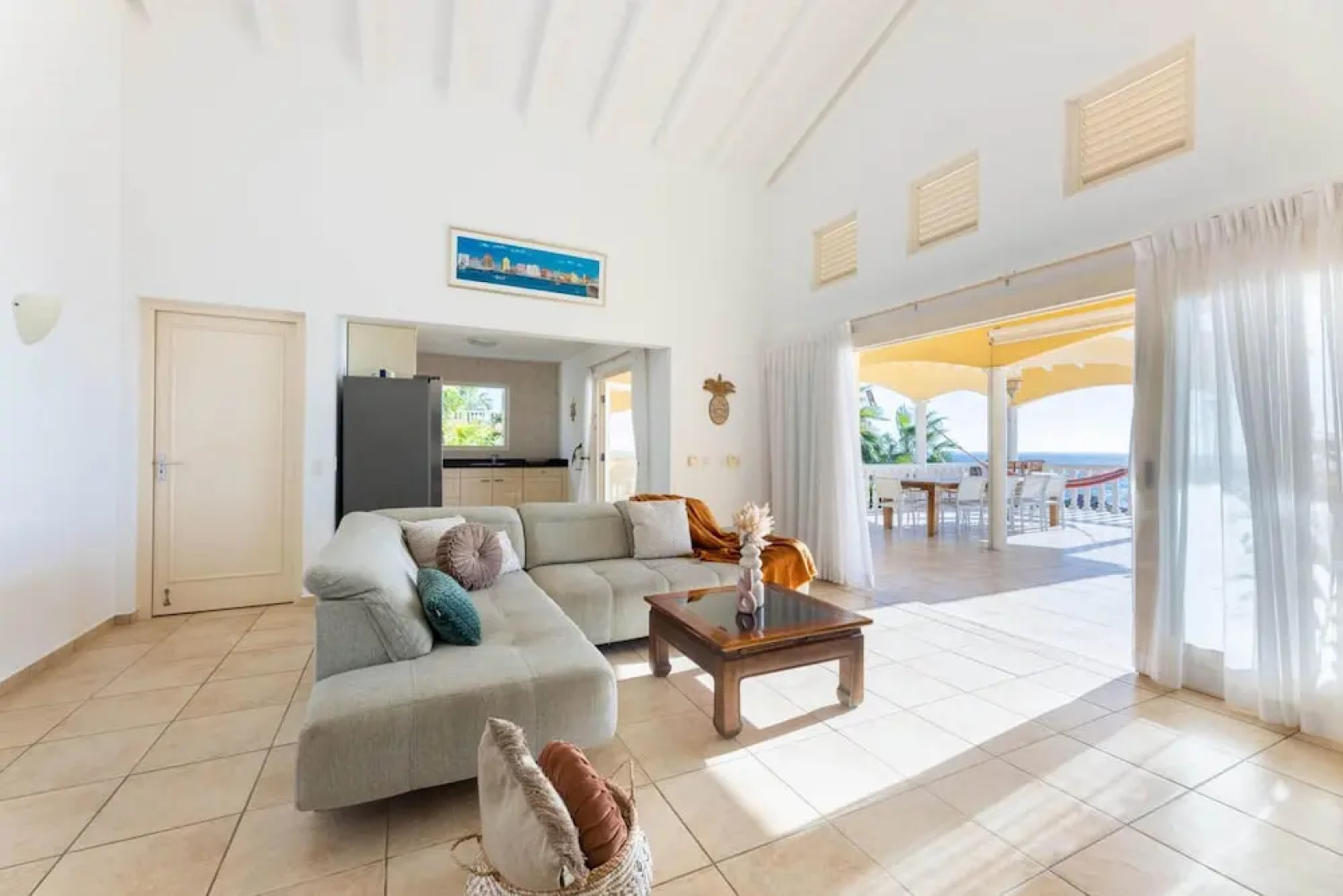 Spacious Bright Villa - Spectacular Ocean Views Private Pool