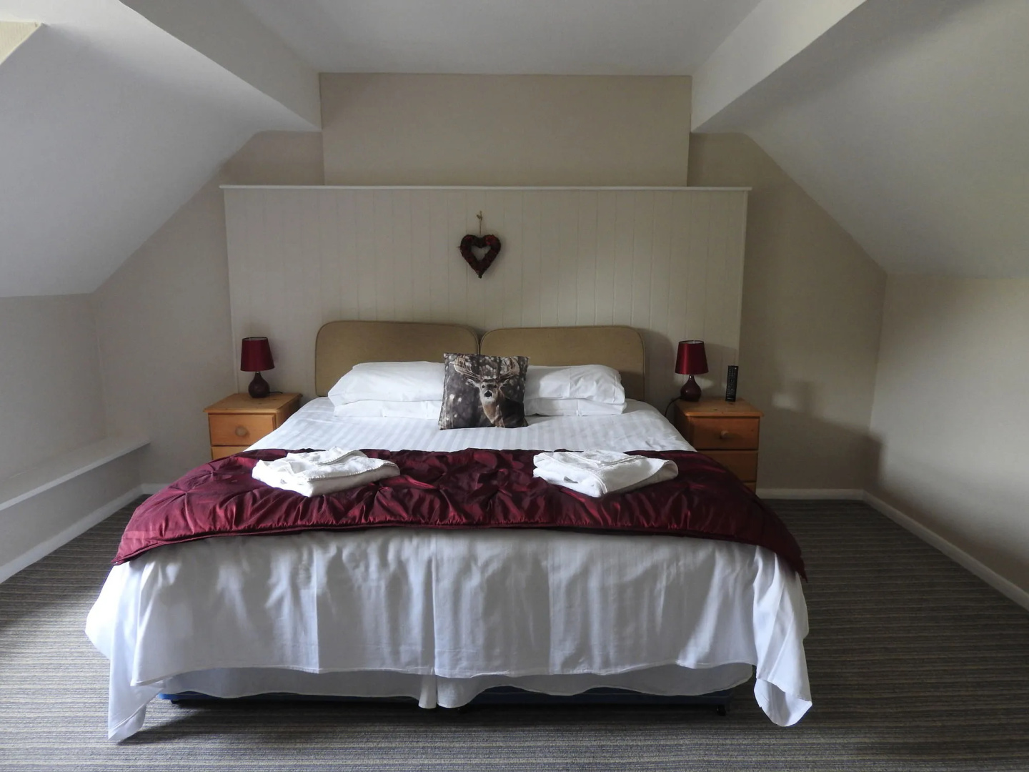 Newton House Hotel