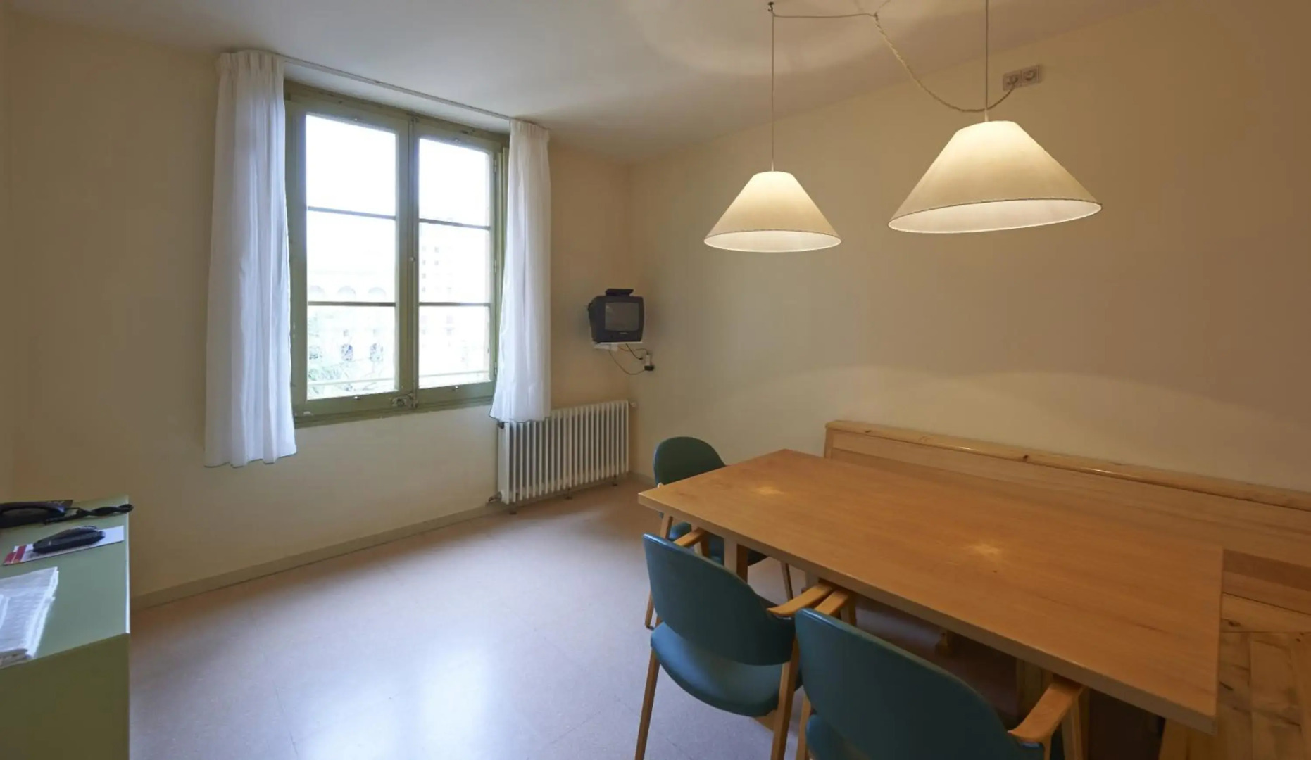 Apartamentos Montserrat Abat Marcet