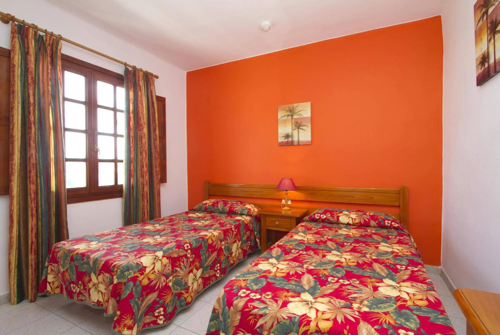 Montana Club Suite Hotel