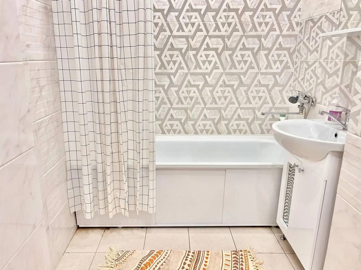 Апарт Гулливер на улице Революции 52Б