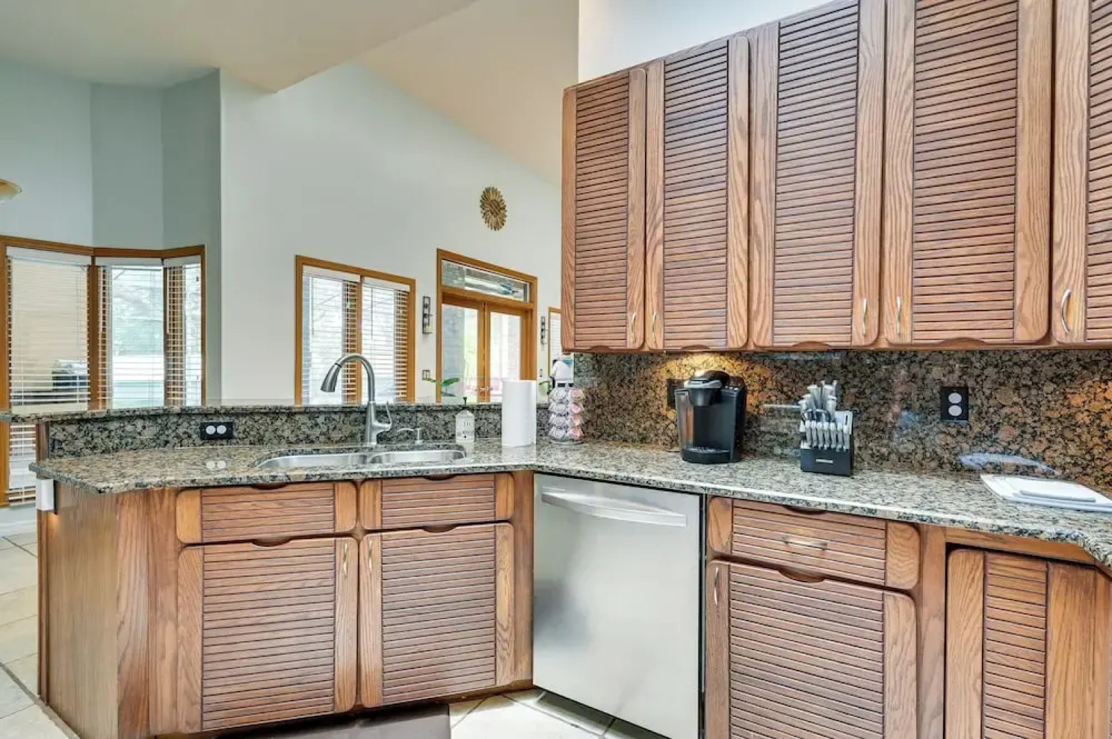 2 Mi to Busch Gardens: Retreat in Scenic Community