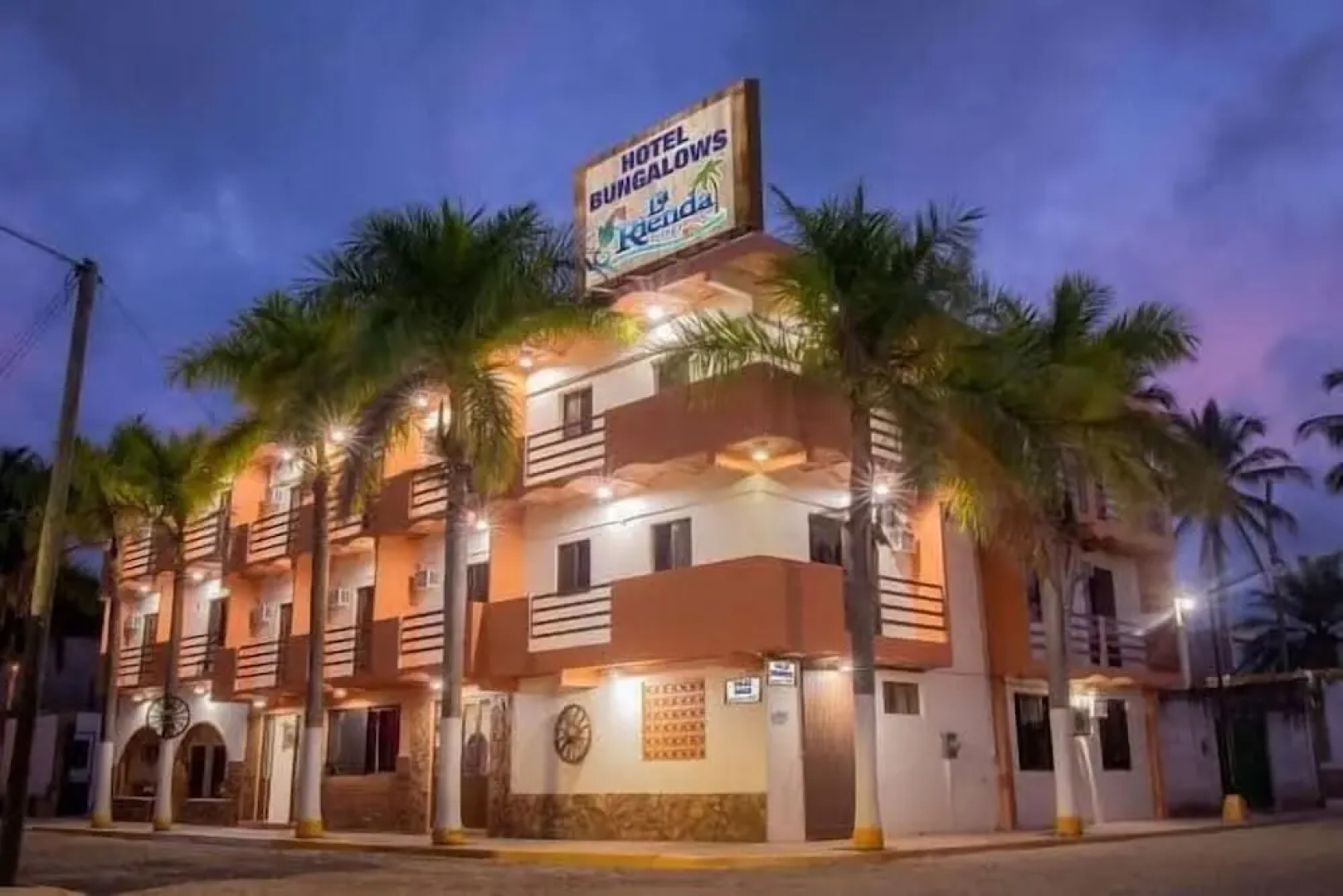 Hotel Bungalows La Rienda Guayabitos