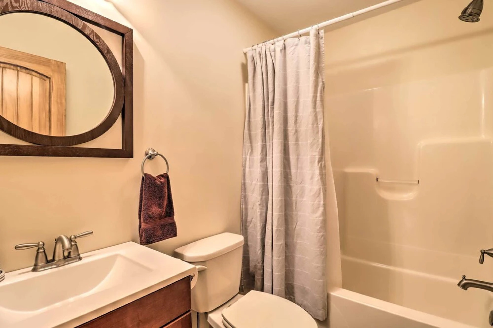 Hike, Fish & Unwind: Albrightsville Cabin!