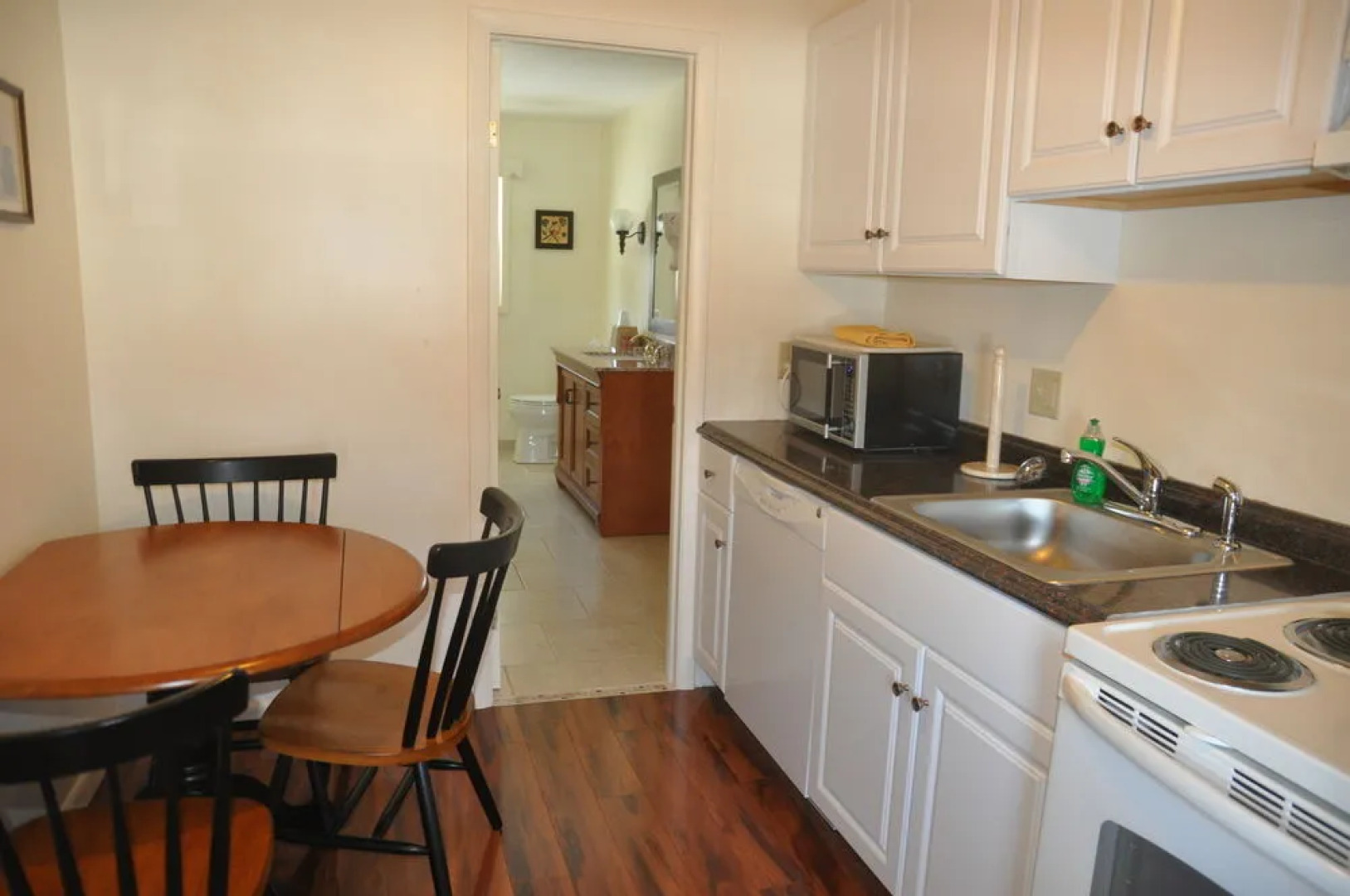 Blue Spruce Inn & Suites