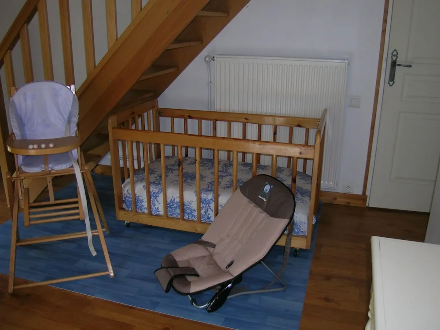 Pleasant Holiday Home in Isigny-le-buat With Garden