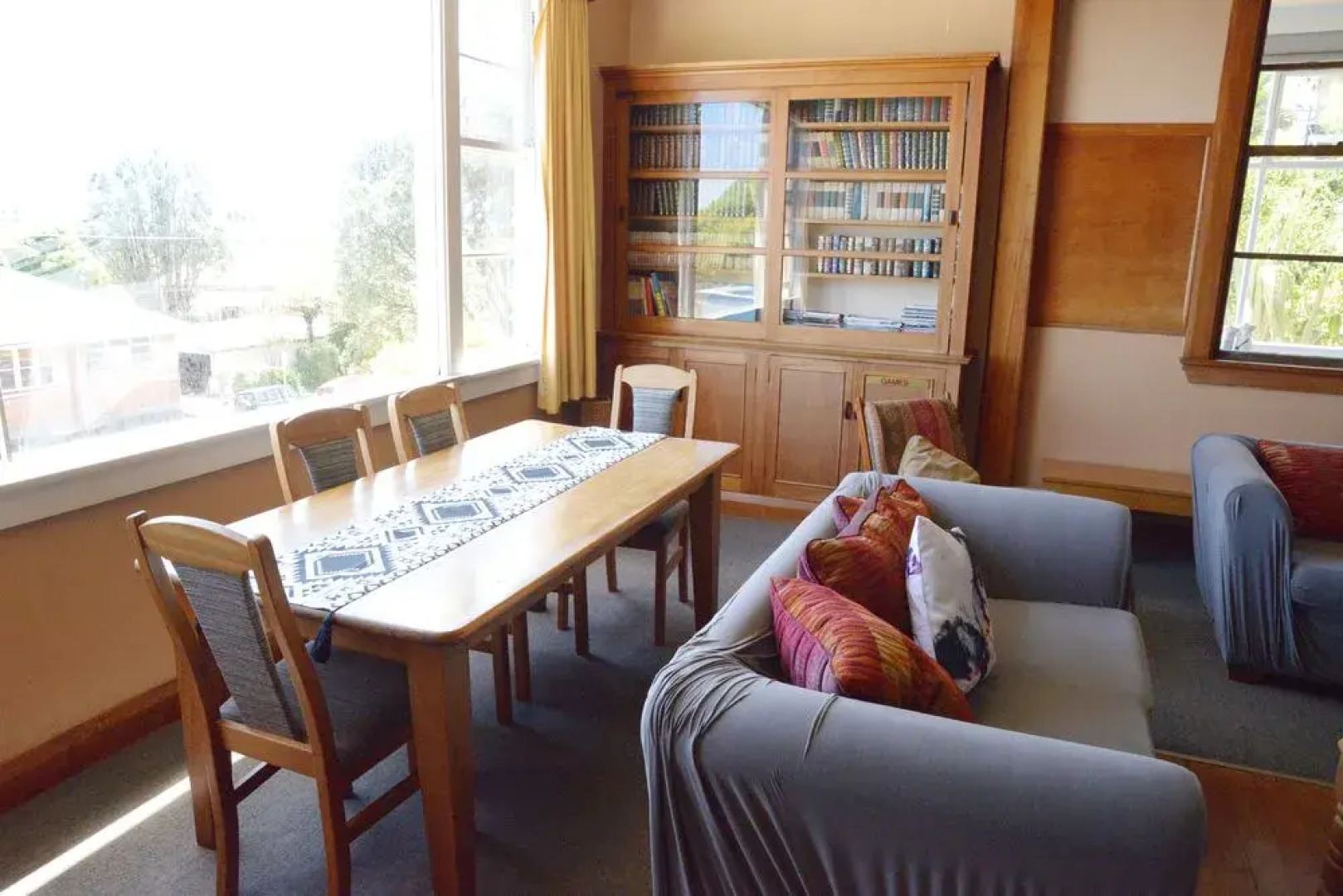 South Of The Barber Hostel