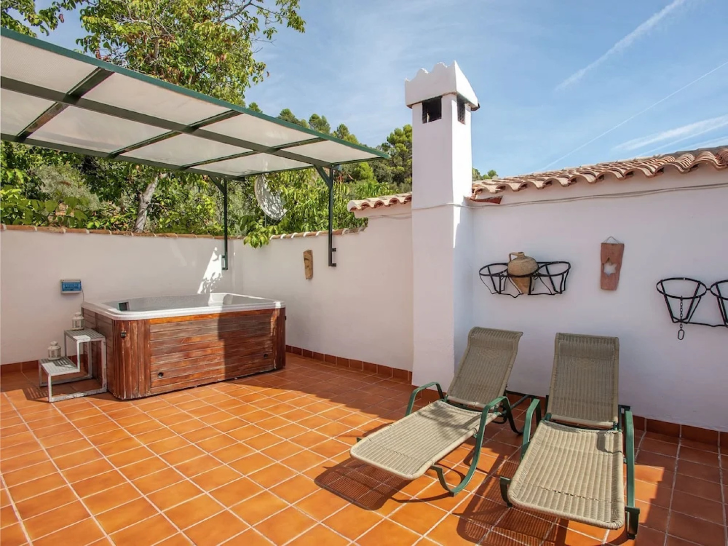 Rural Apartment With Pool And Jacuzzi In An Old Andalusian Country Hous